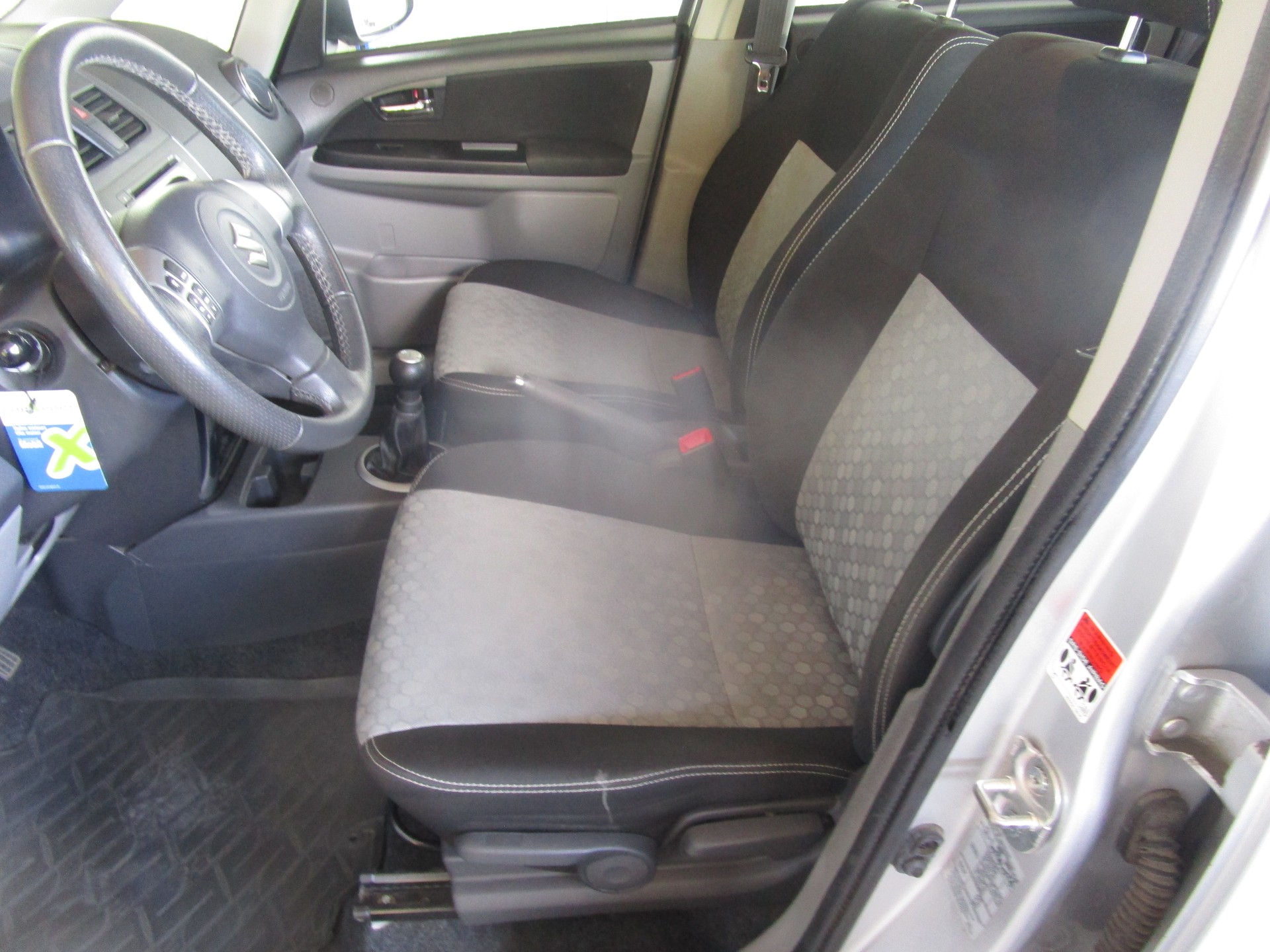 SUZUKI SX4 1.6 16V Compact Top 4WD-image-9