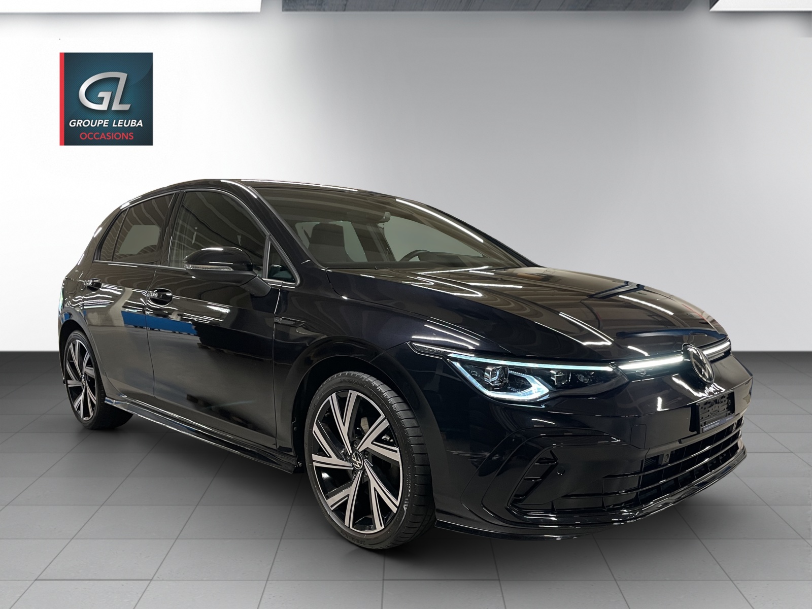 VW Golf 1.5 eTSI mHEV ACT R-Line DSG-image-0