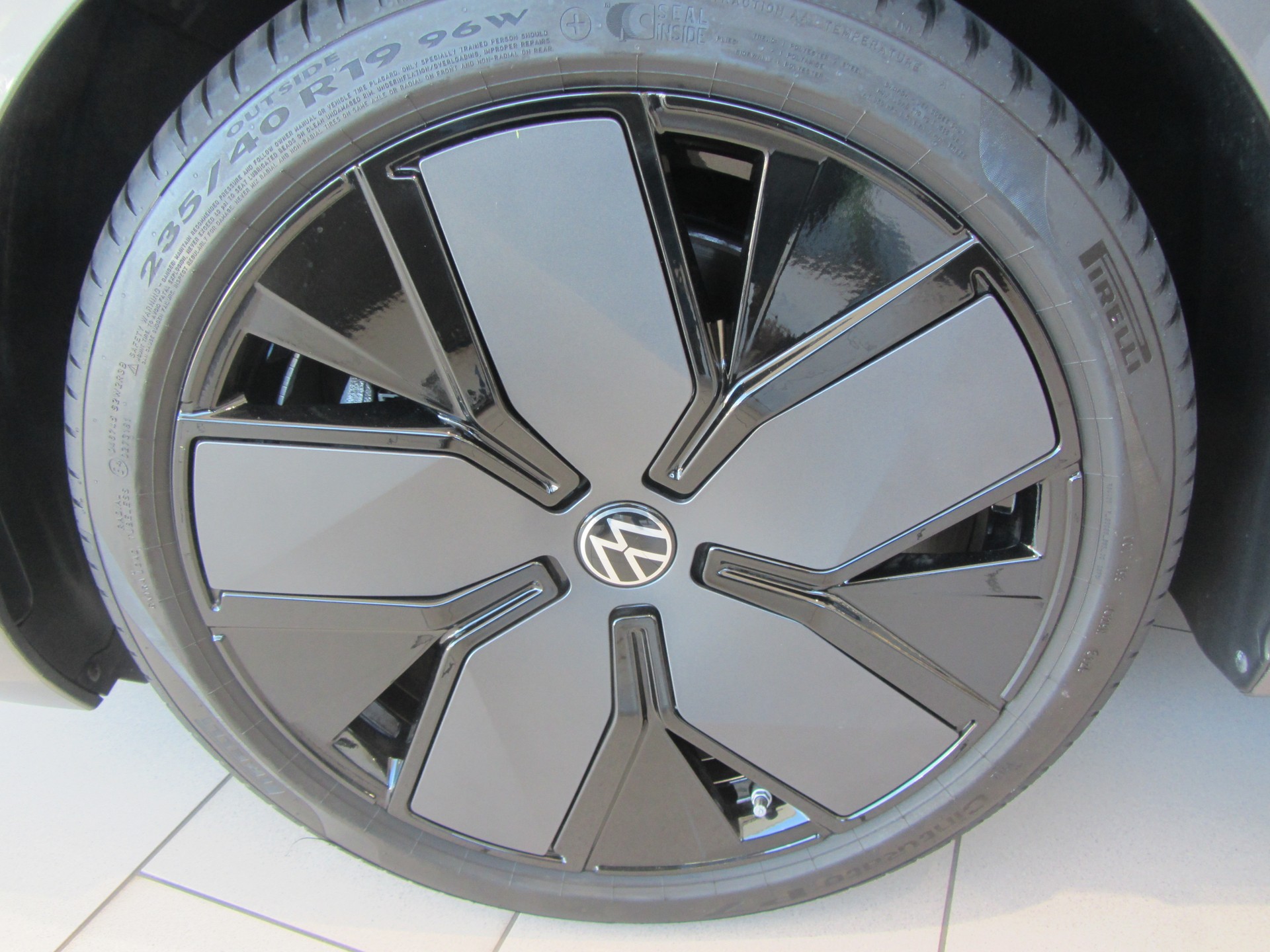 VW Passat Variant 2.0 TSI evo4 R-Line 4 Motion DSG-image-14