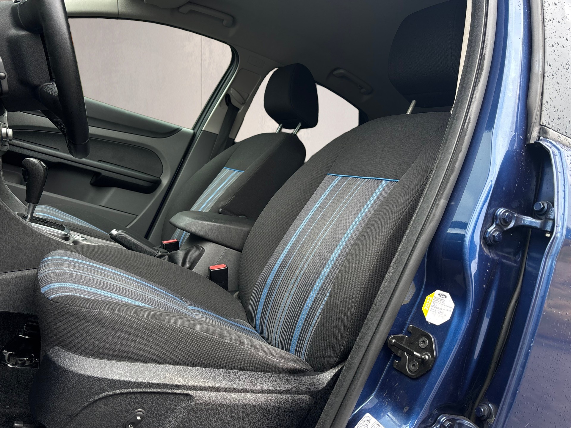 FORD Focus 2.0 TDCi Titanium PowerShift-image-9
