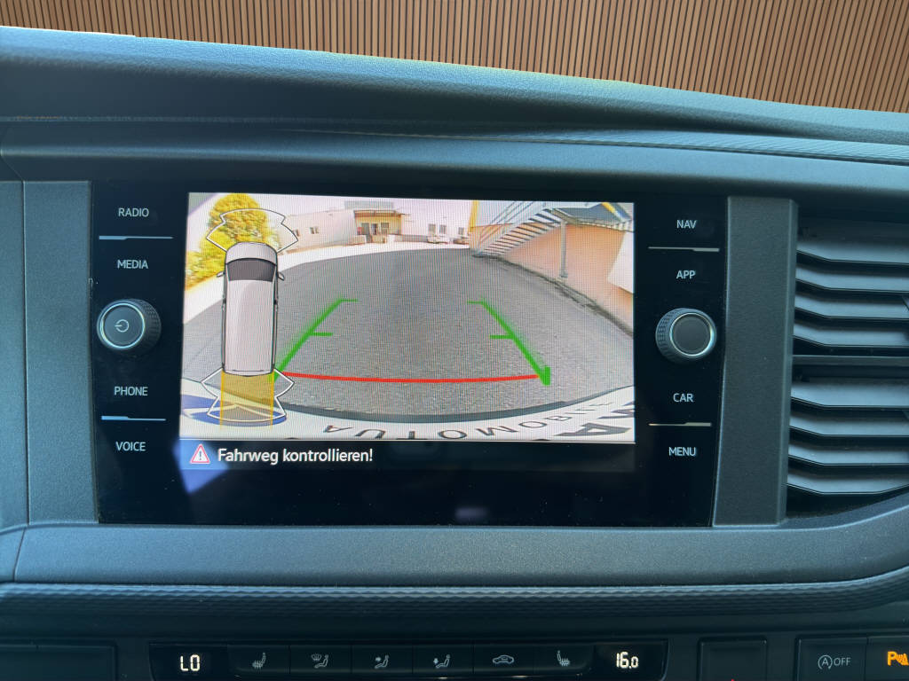 VW T6.1 Caravelle TDI Liberty DSG-image-18