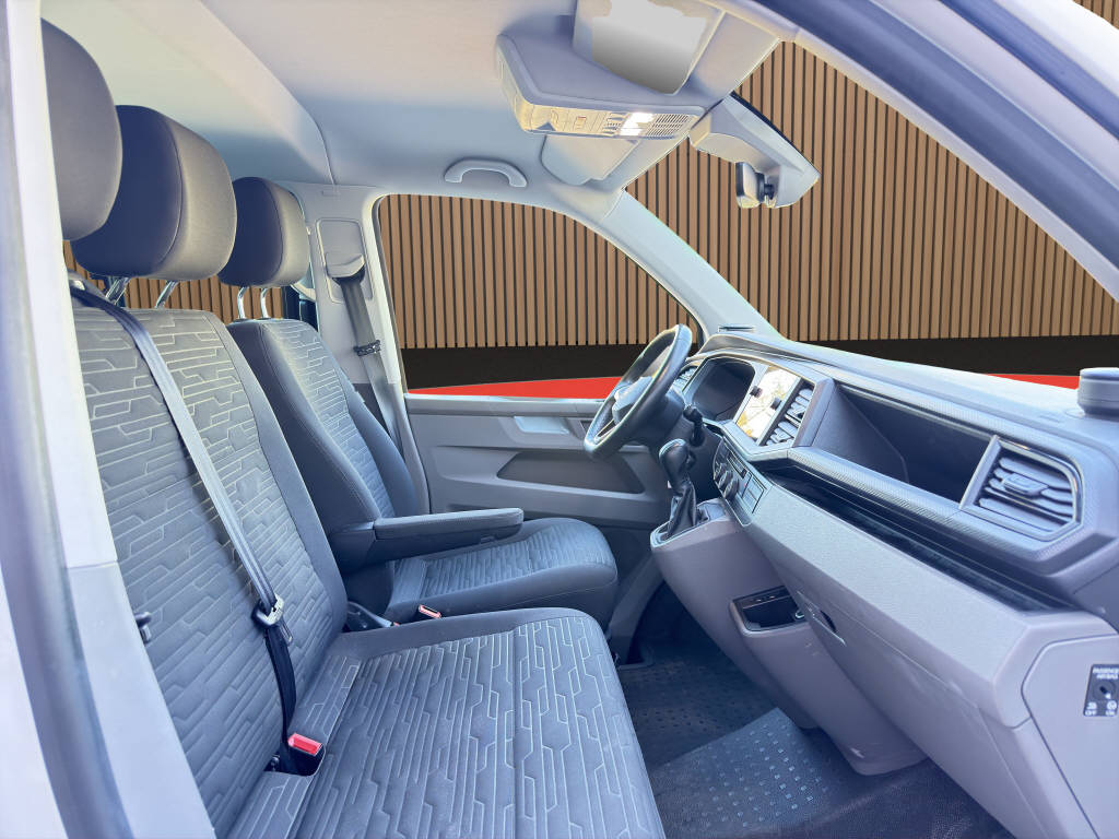 VW T6.1 Caravelle TDI Liberty DSG-image-13