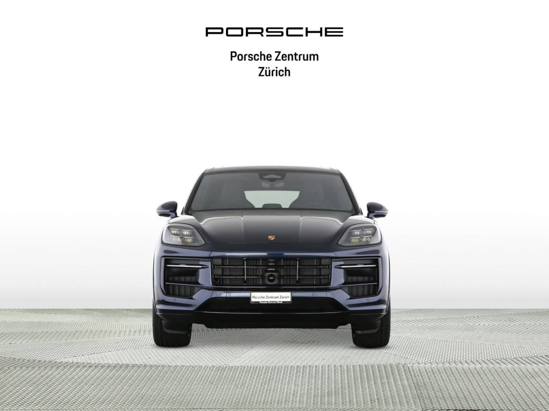 PORSCHE Cayenne GTS-image-2
