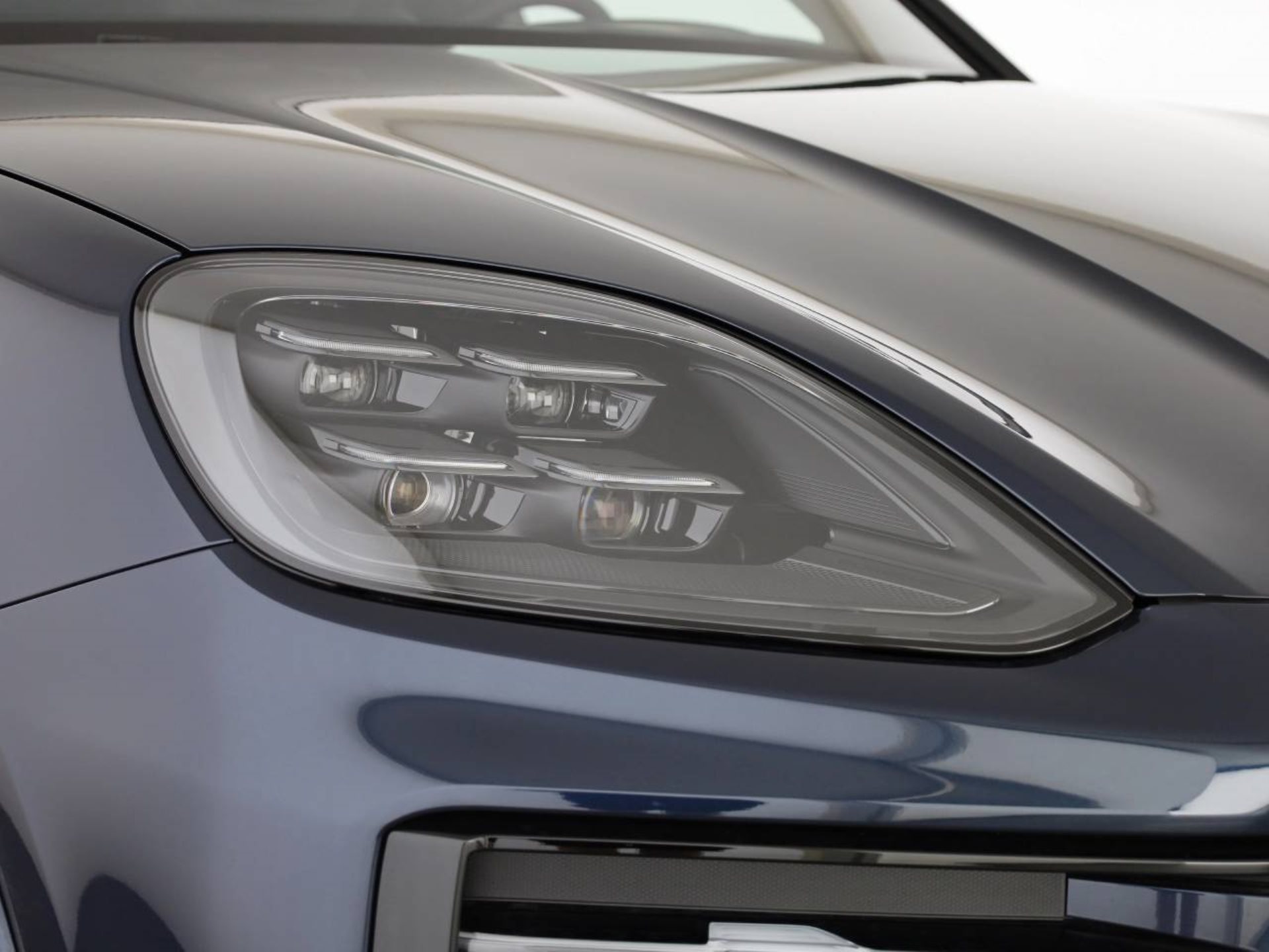 PORSCHE Cayenne GTS-image-7