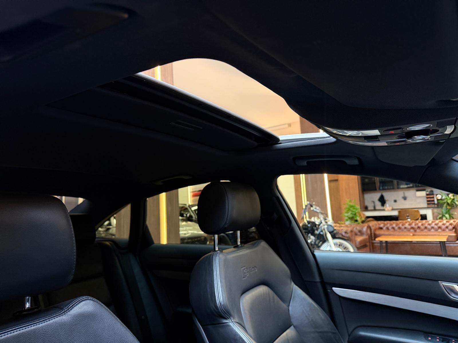 AUDI A6 3.0 V6 TDI quattro T-Tronic-image-17