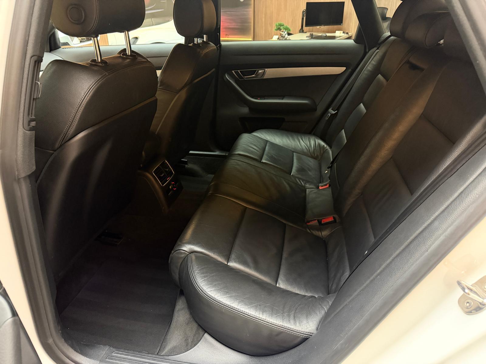 AUDI A6 3.0 V6 TDI quattro T-Tronic-image-16