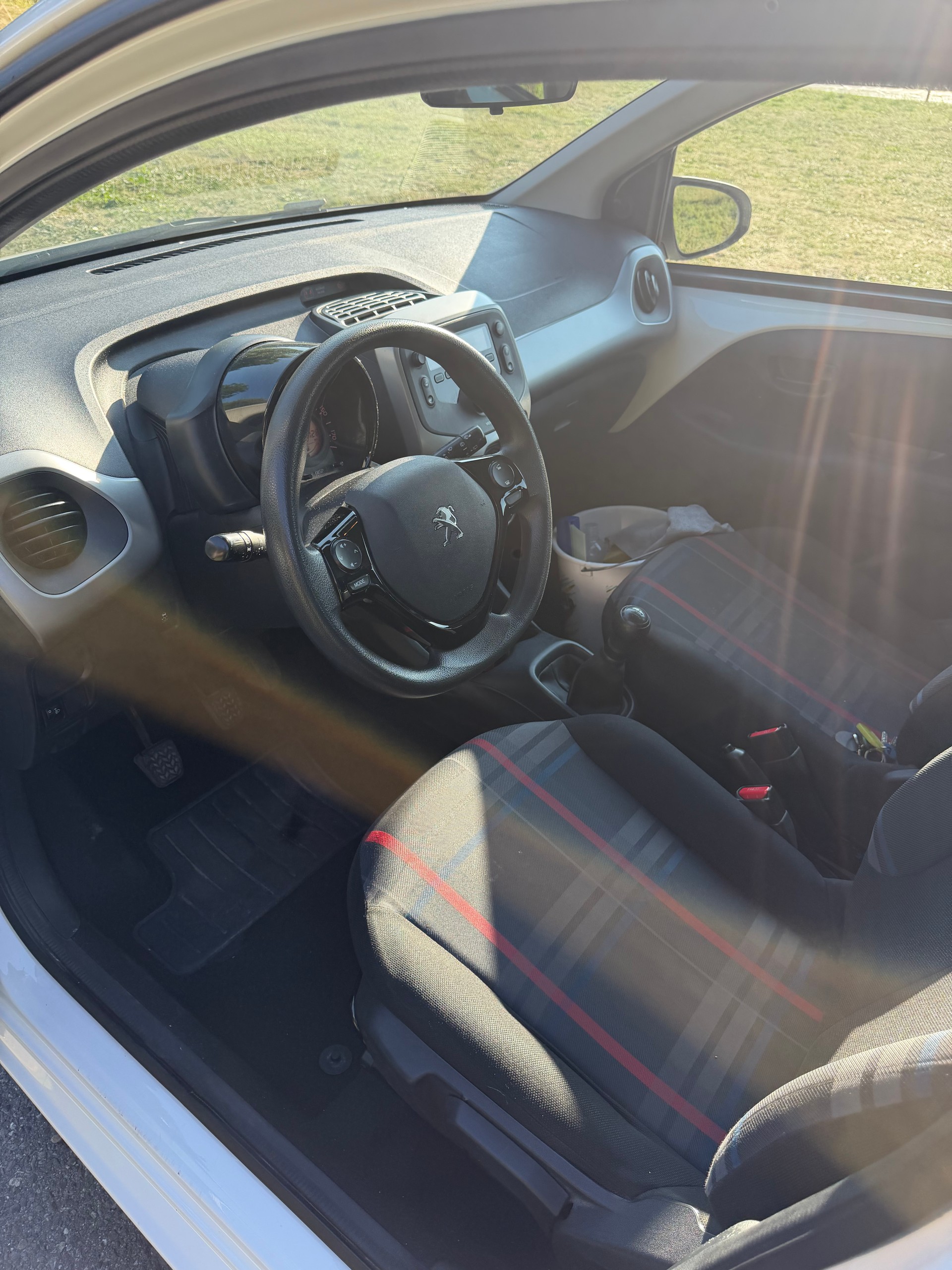 PEUGEOT 108 1.0 VTi Access-image-7