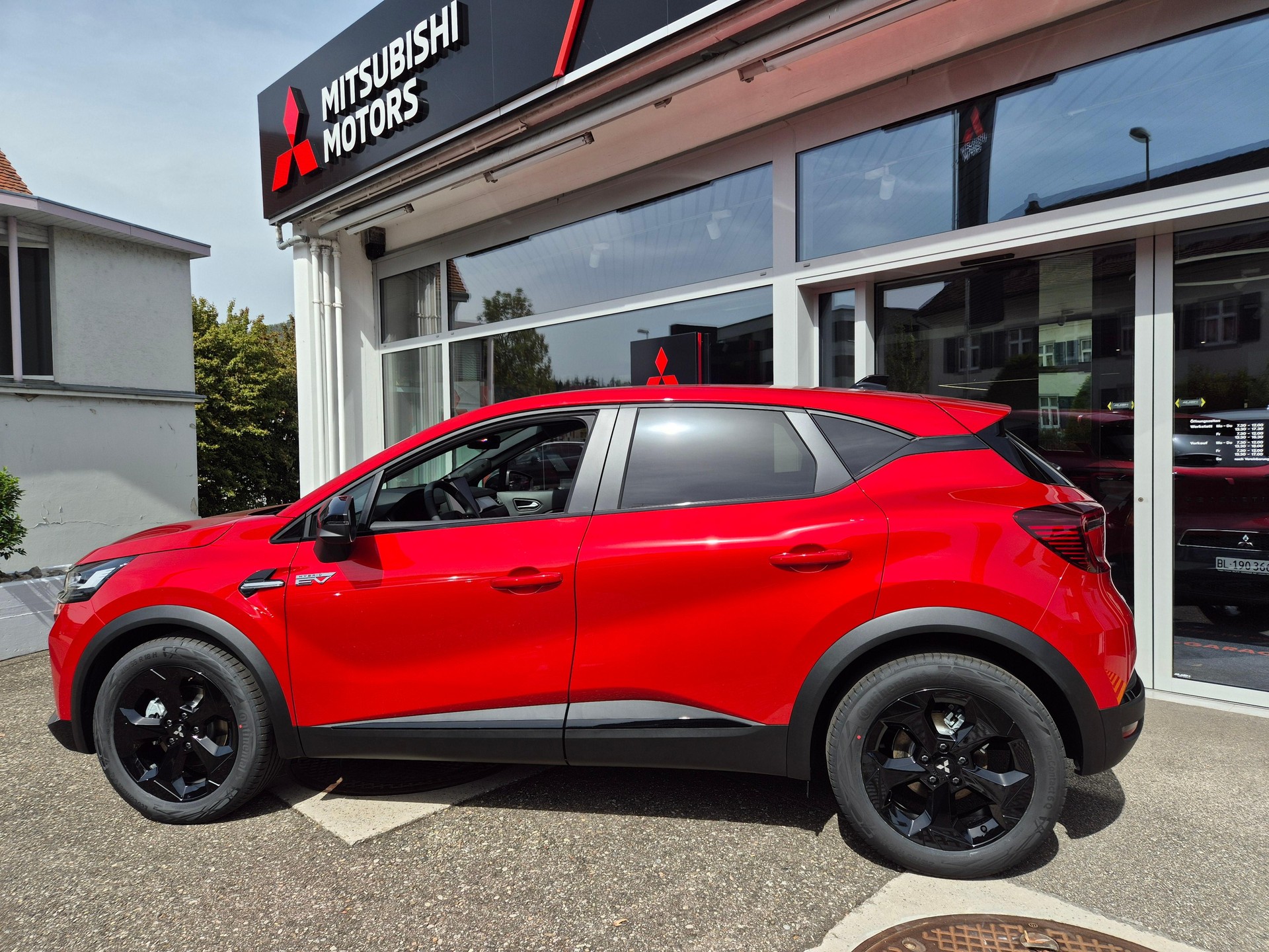 MITSUBISHI ASX 1.8 HEV Sport-image-3