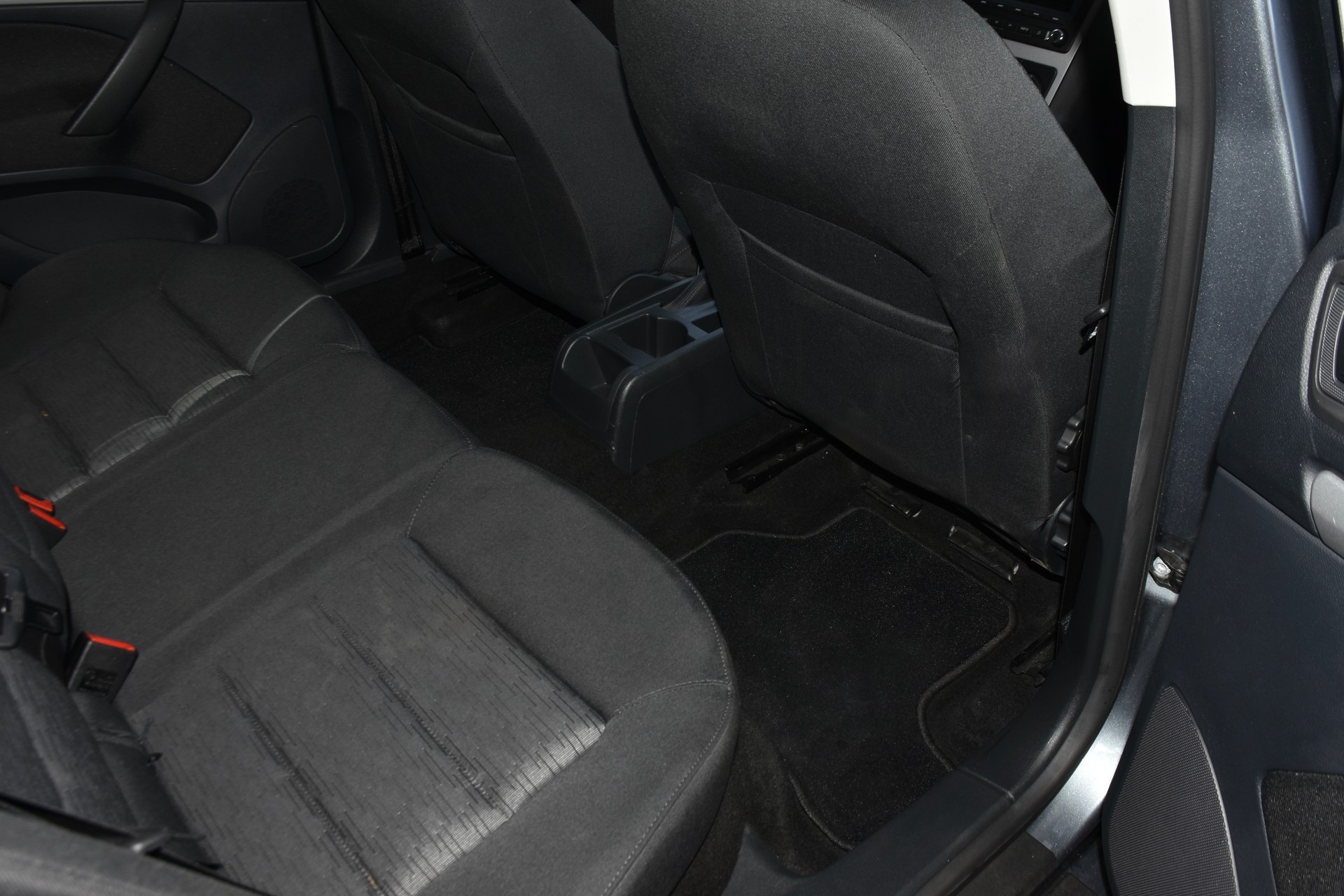 SKODA Octavia Combi 1.4 TSI Twenty20-image-5