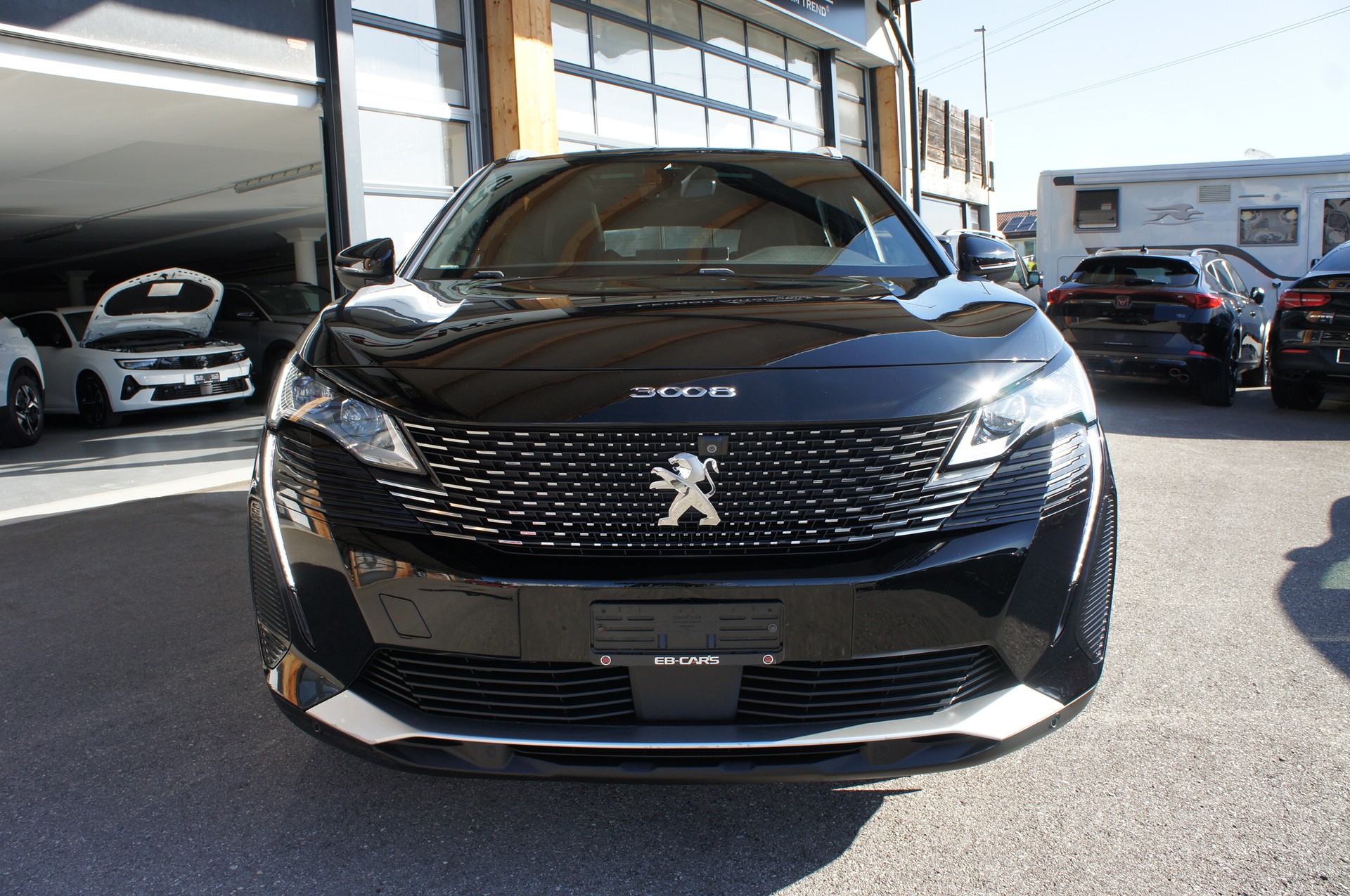 PEUGEOT 3008 300e Hybrid4 GT EAT8-image-7