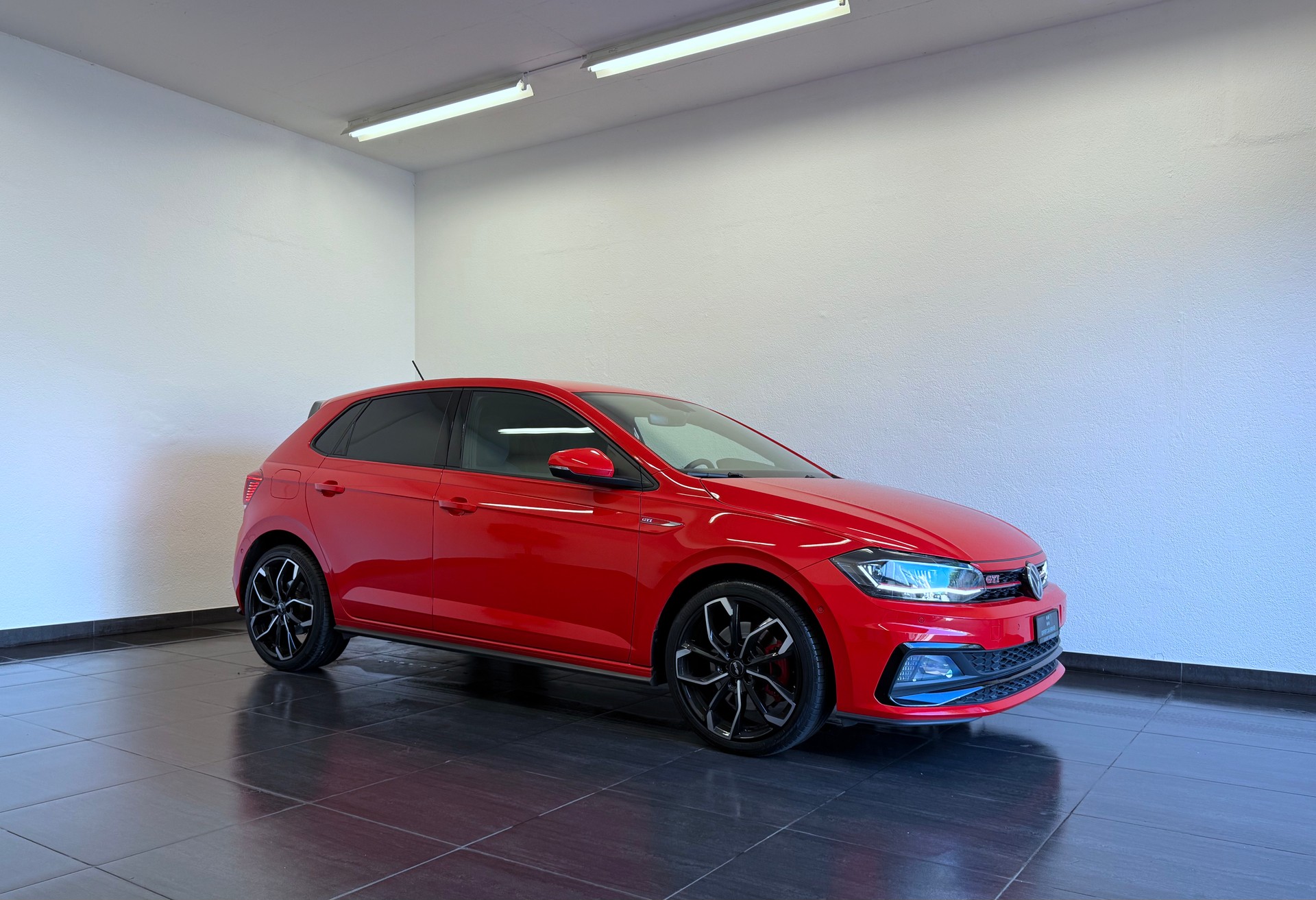 VW Polo 2.0 TSI GTI DSG-image-0