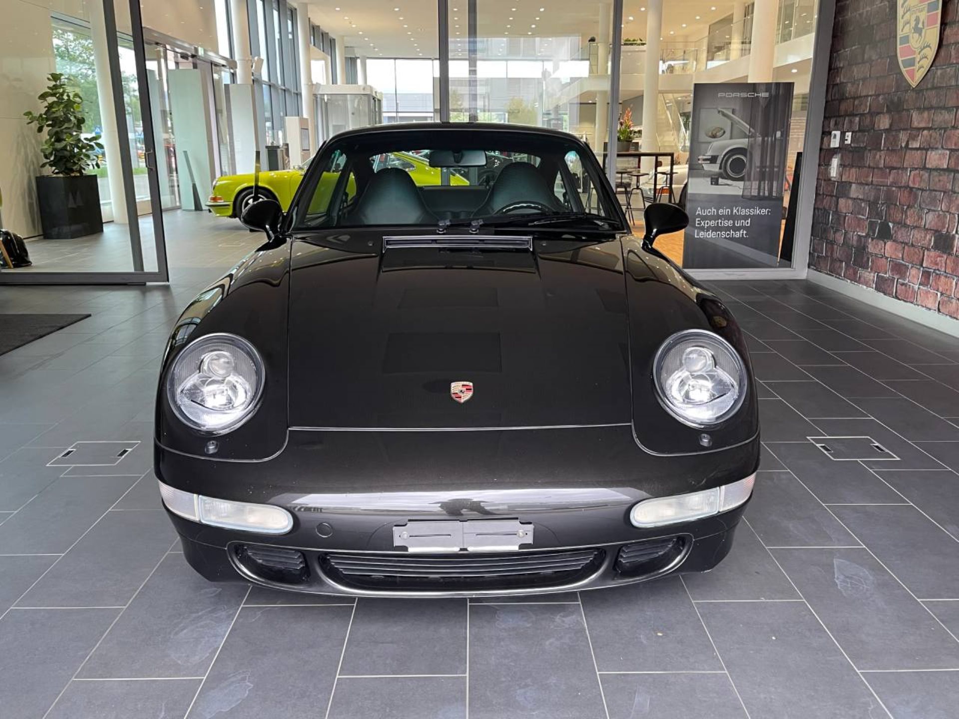 PORSCHE 911 Turbo-image-15