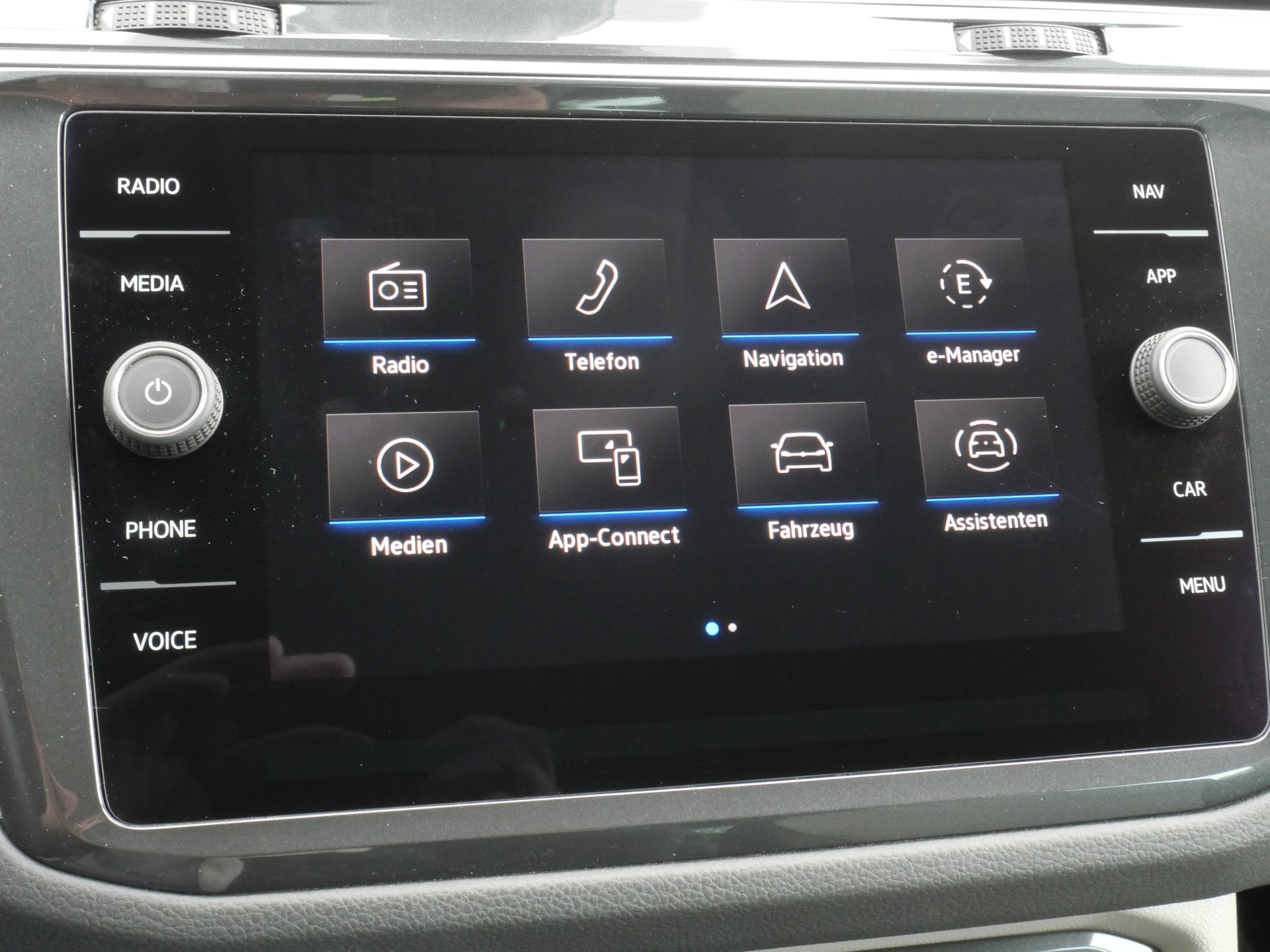 VW Tiguan 1.4TSI PHEV Elegance DSG *CH-Auto, AHK-schwenkbar, 360°-Kamera*-image-19