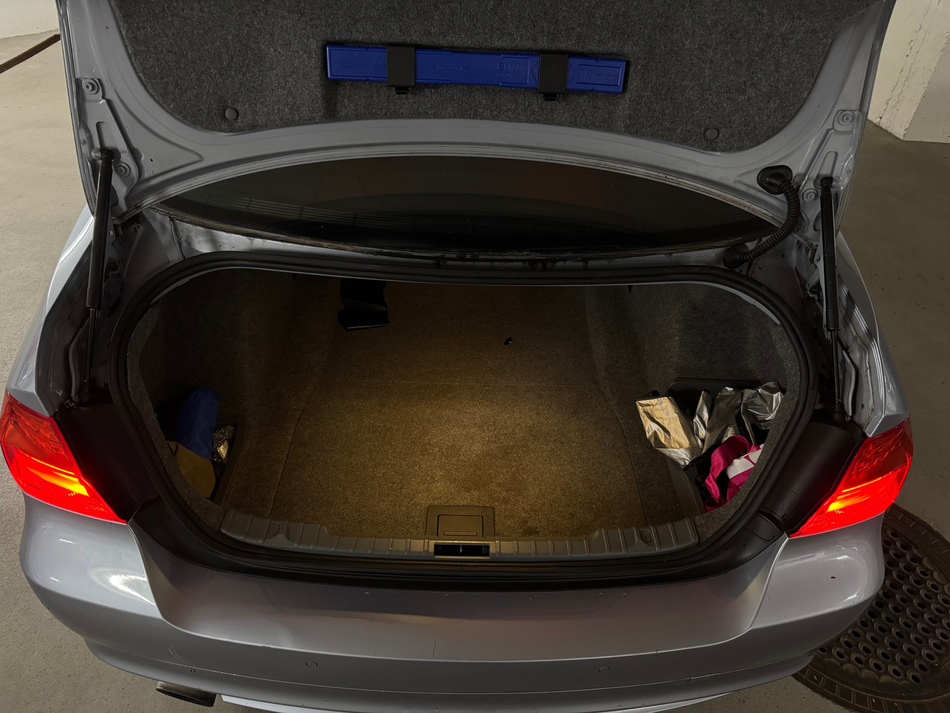 BMW 318i M-Paket-image-7