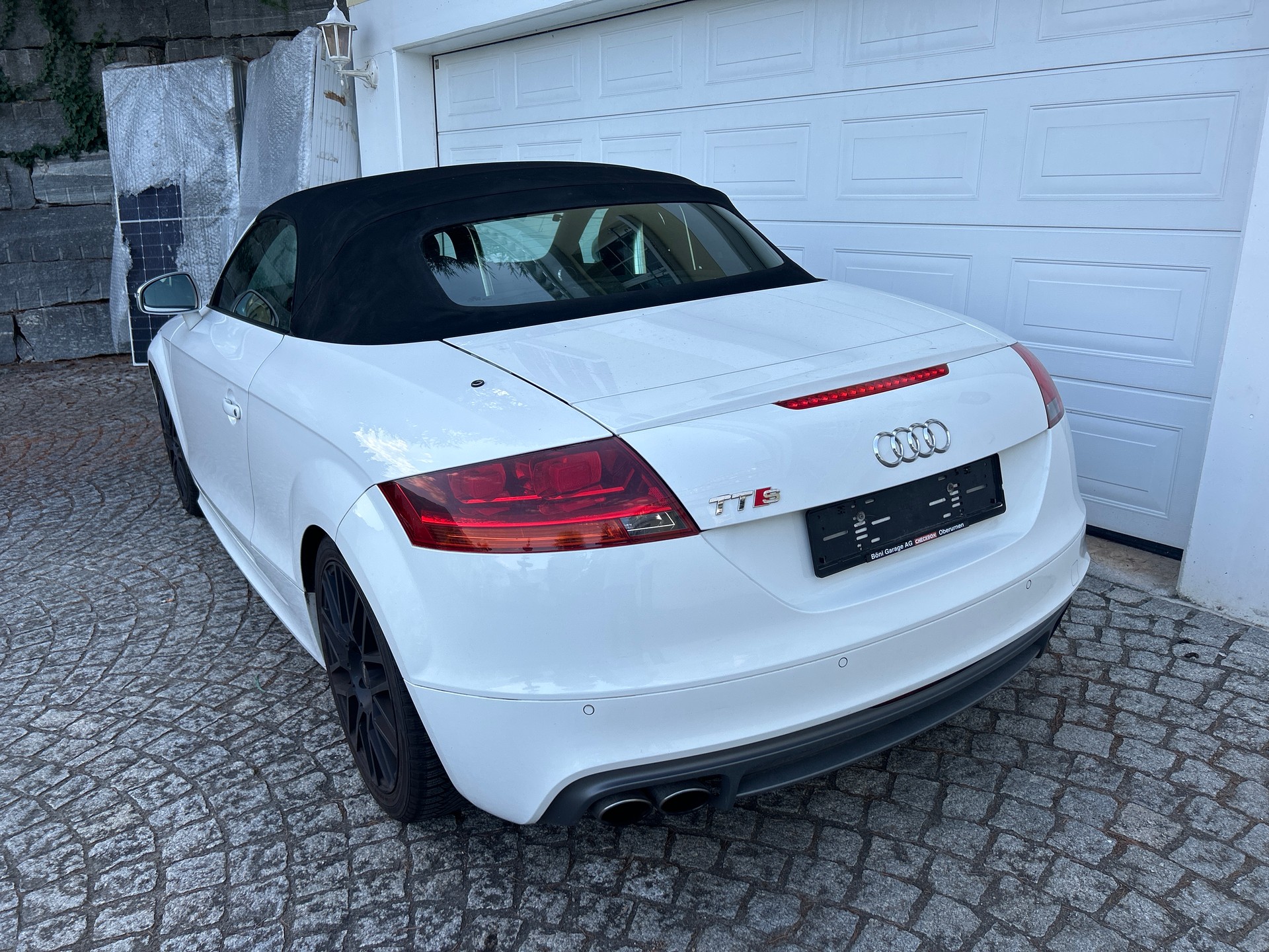 AUDI TTS Roadster 2.0 TFSI quattro S-tronic-image-2