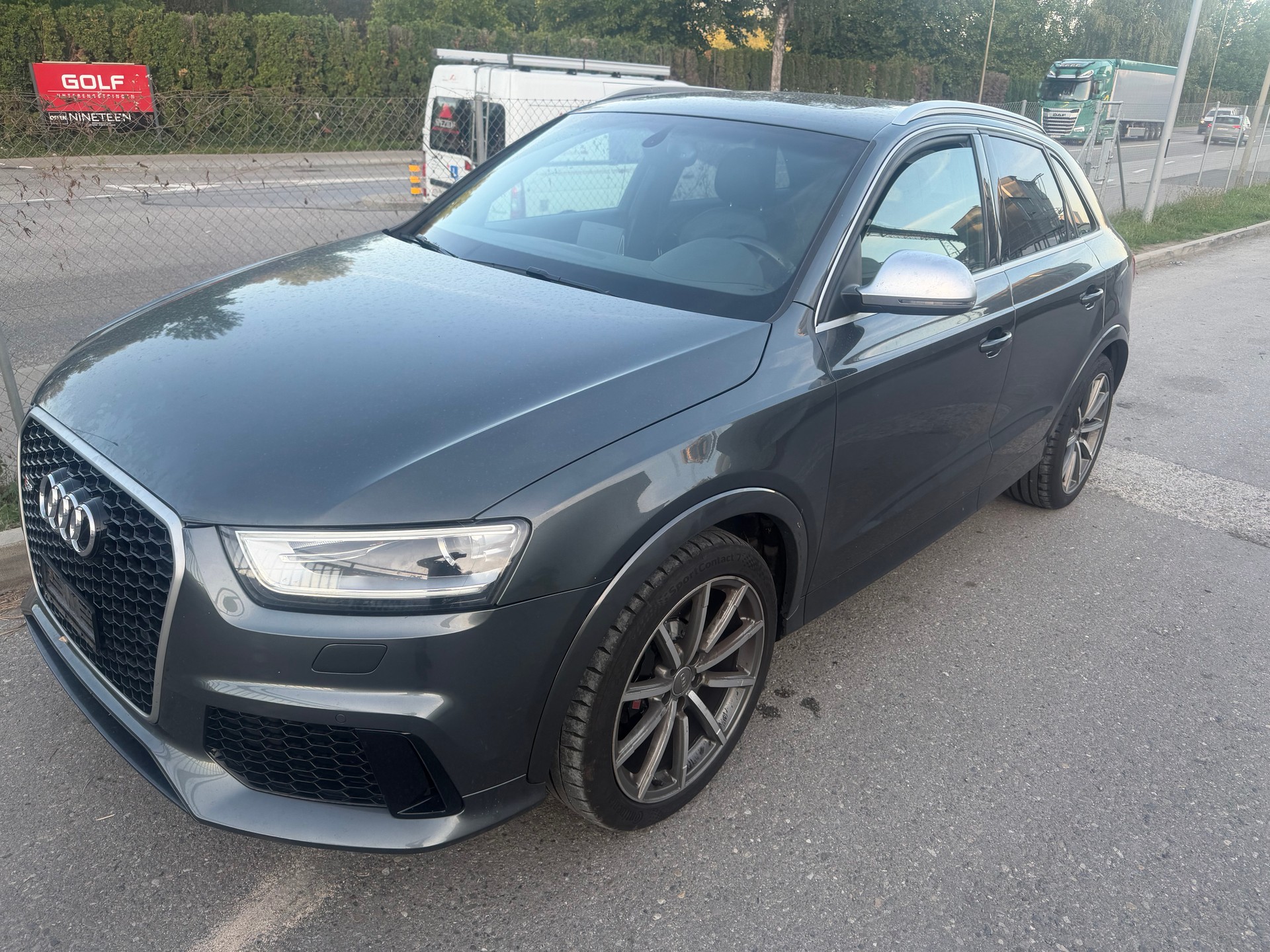 AUDI RS Q3 2.5 TFSI quattro S-tronic-image-1