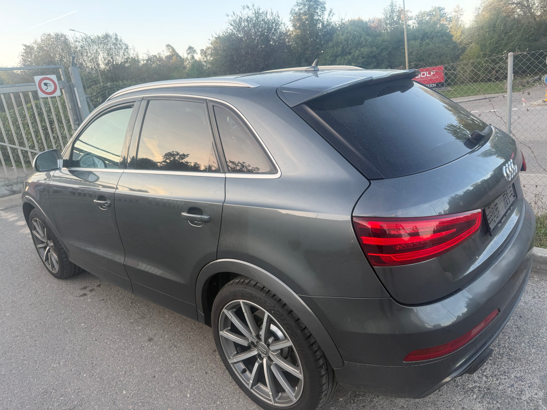 AUDI RS Q3 2.5 TFSI quattro S-tronic-image-3