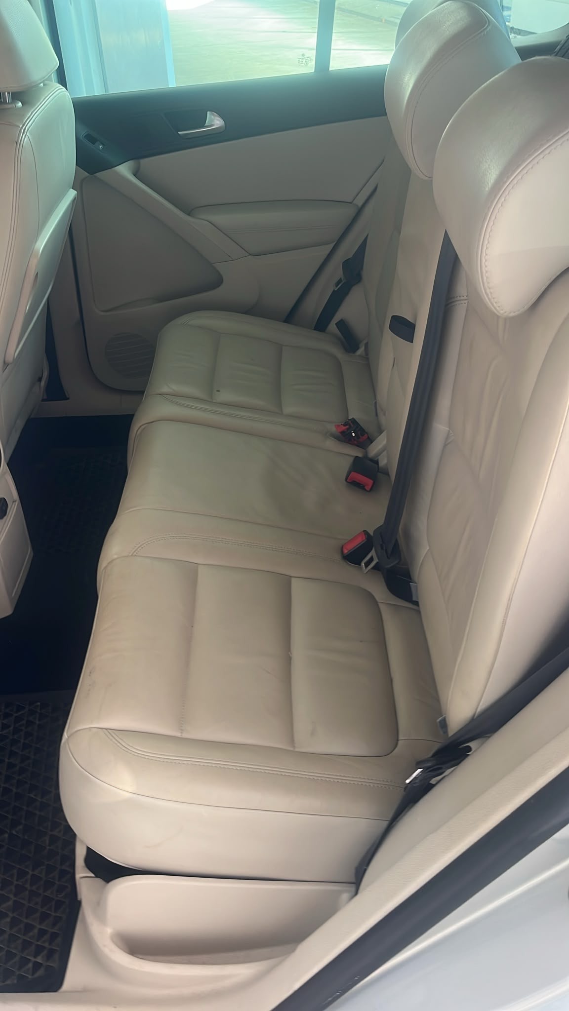 VW Tiguan 2.0 TSI Sport&Style Tiptronic-image-4