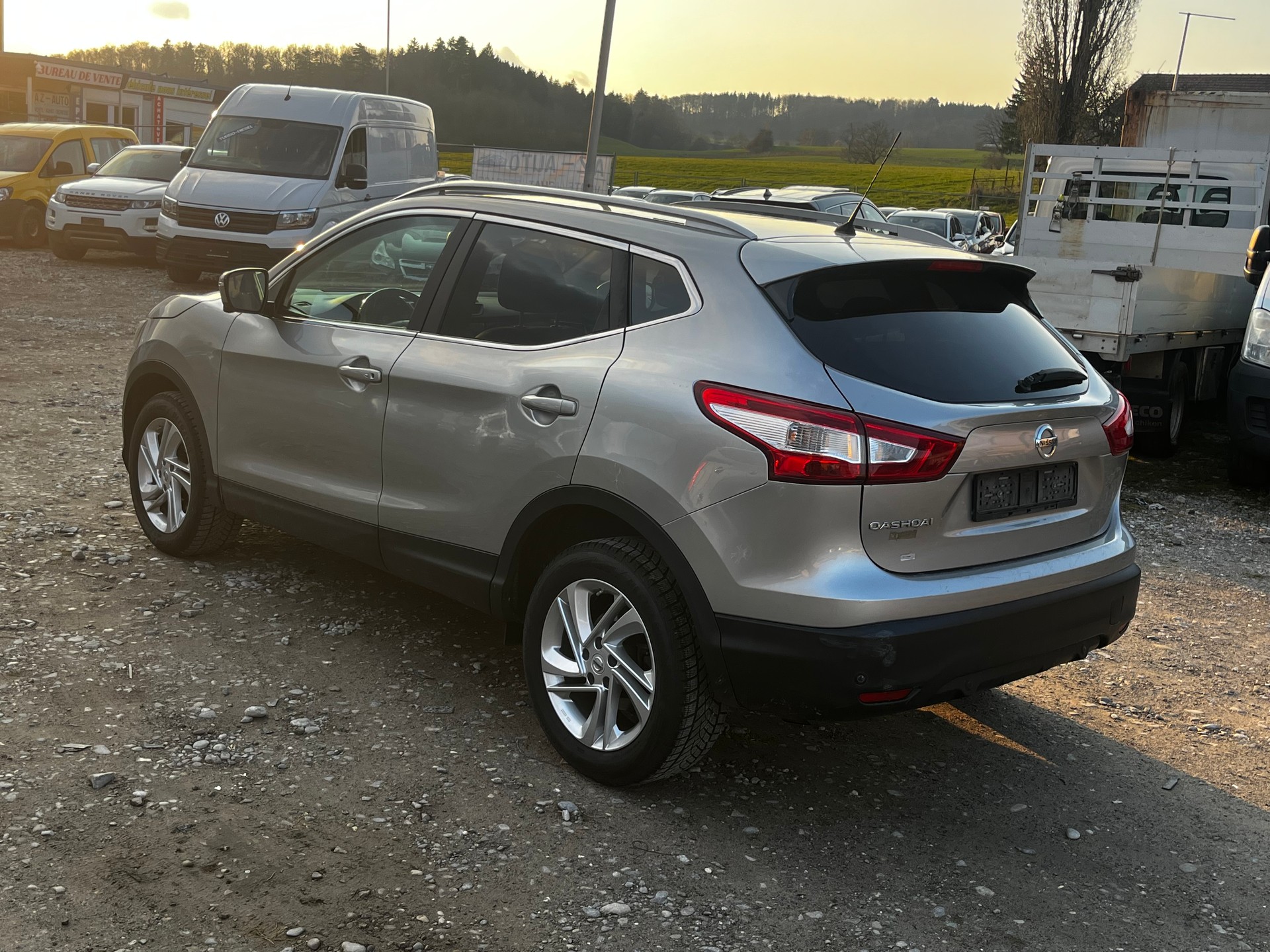 NISSAN Qashqai 1.2 DIG-T tekna Xtronic CVT-image-0