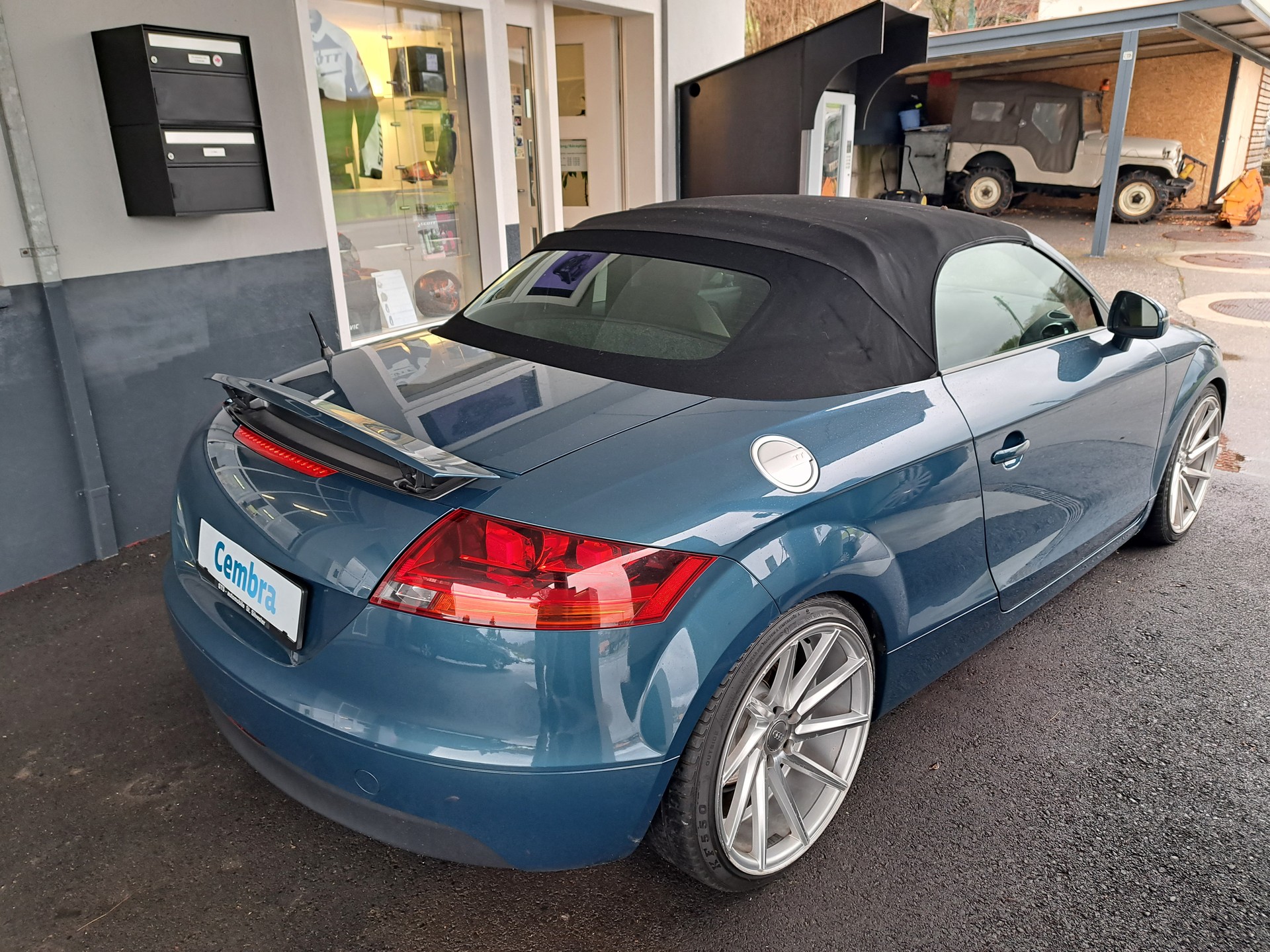 AUDI TT Roadster 2.0 TFSI-image-3