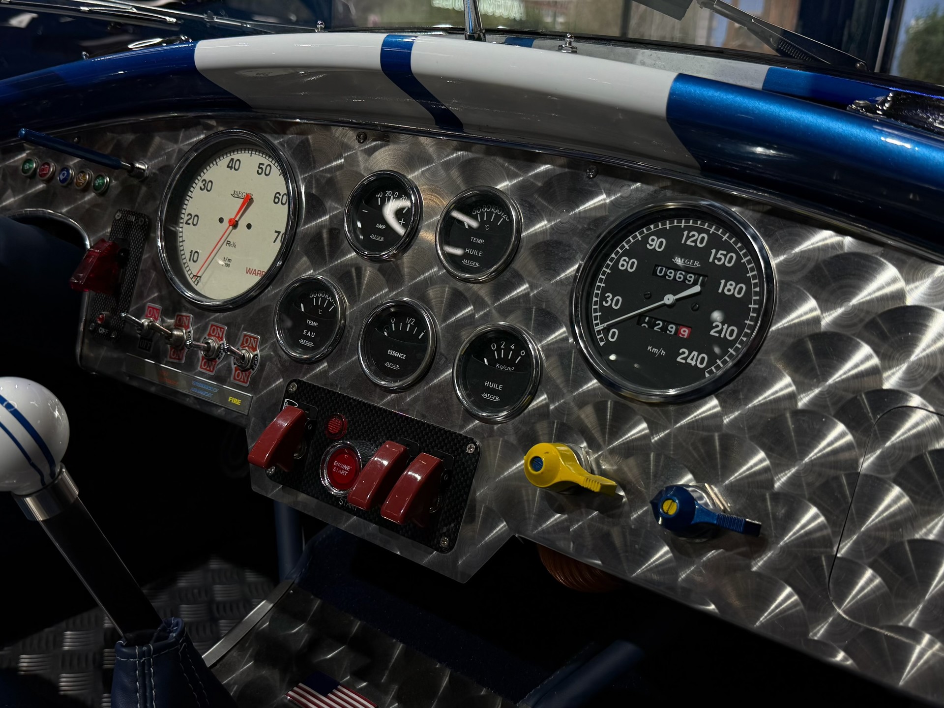 AC AC Cobra 427 Pilgrim Sumo 5.7 V8-image-8