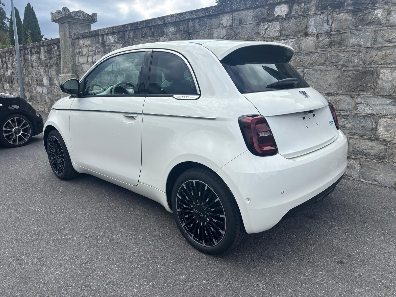 FIAT 500 C electric 87kWh La Prima-image-1
