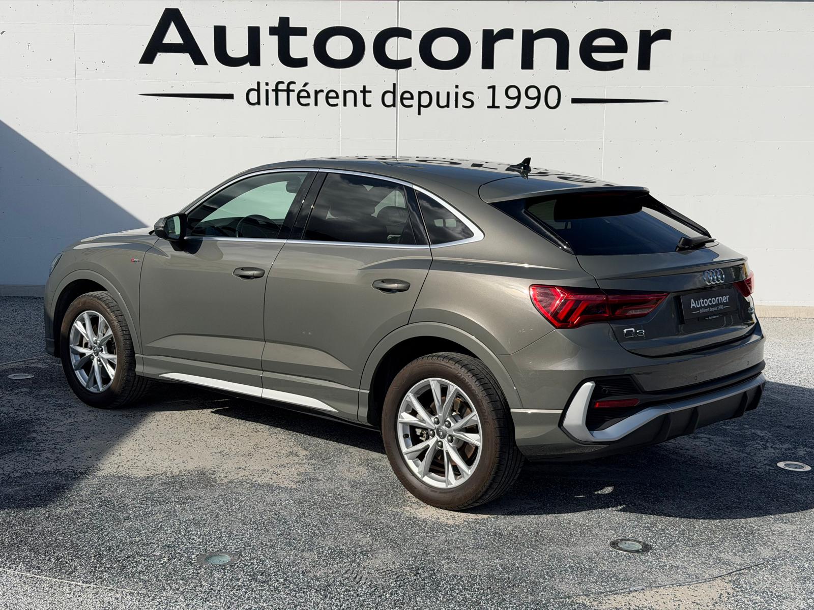 AUDI Q3 Sportback 45 TFSI S line quattro S-tronic-image-5