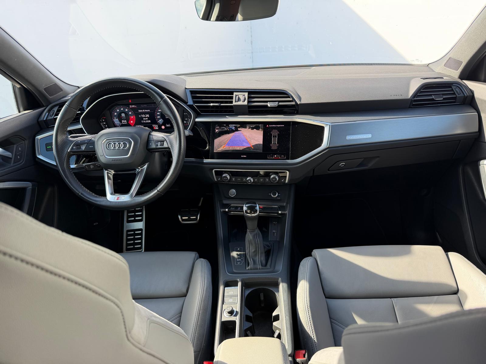 AUDI Q3 Sportback 45 TFSI S line quattro S-tronic-image-7