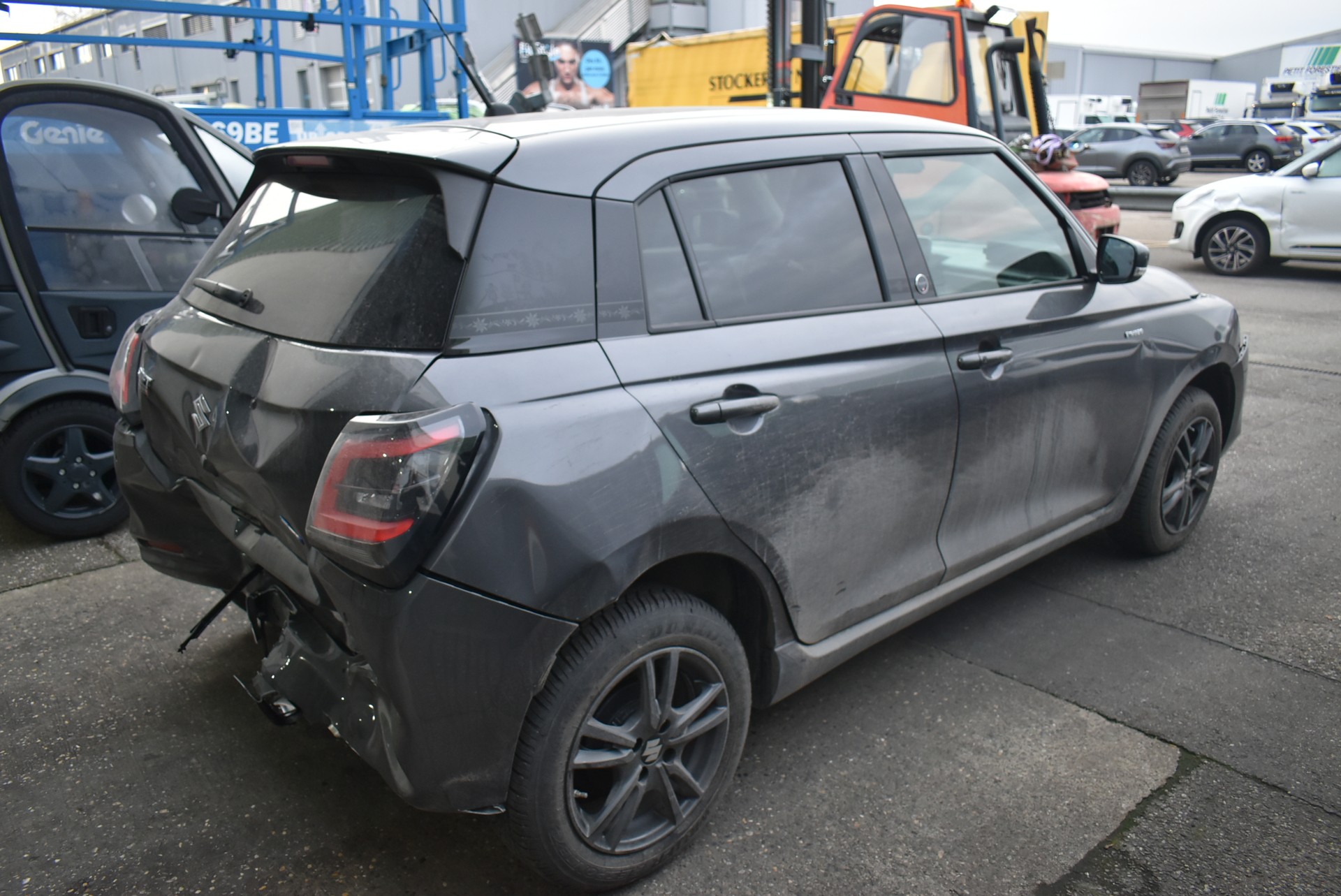 SUZUKI Swift 1.2 Compact+ Hybrid 4x4-image-4