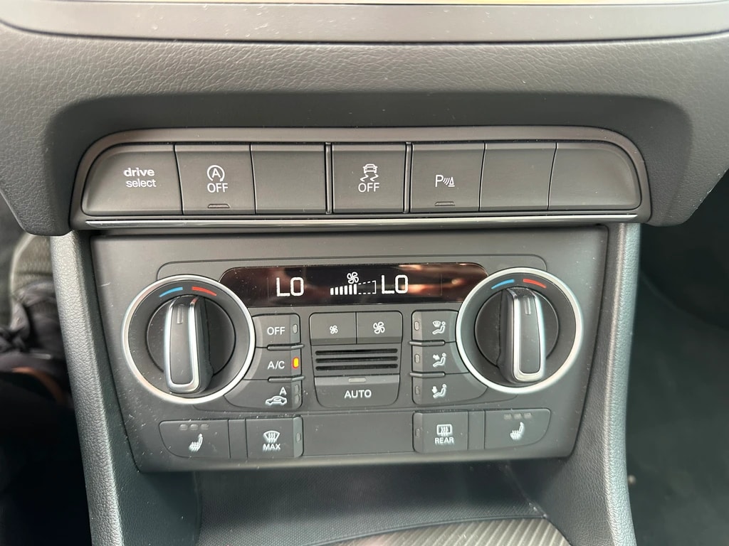AUDI Q3 2.0 TDI design-image-14
