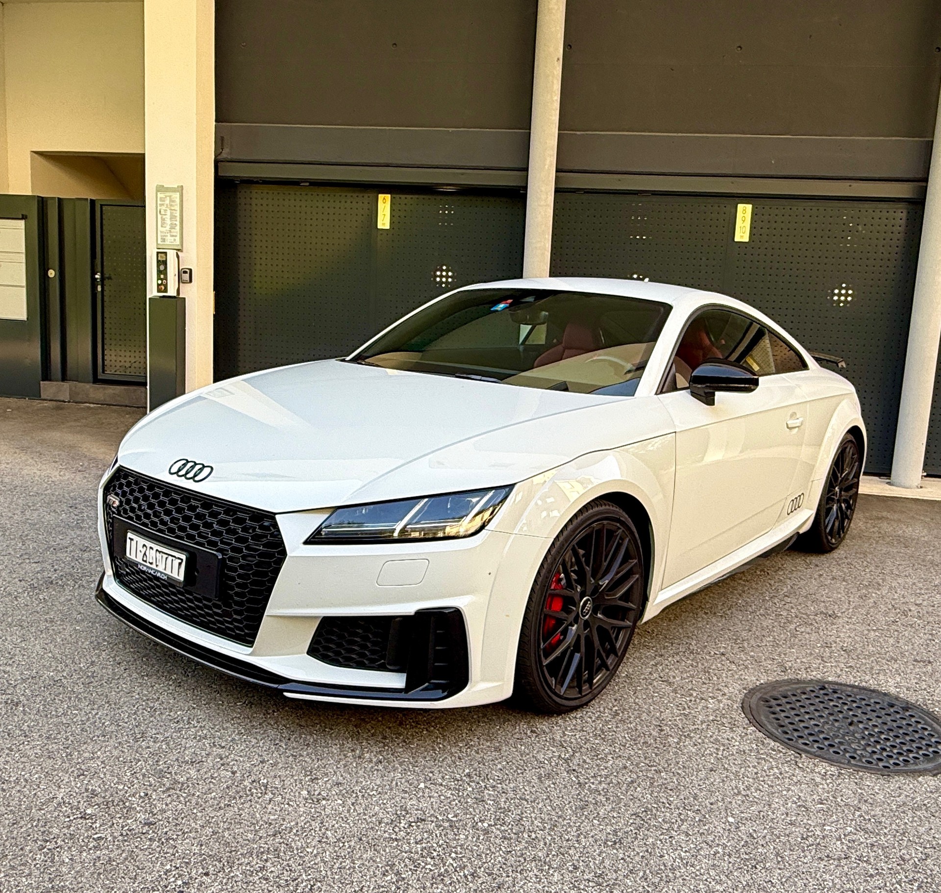 AUDI S Competition-image-0