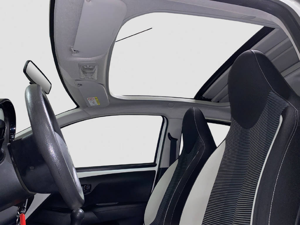 PEUGEOT 108 1.2 PureTech Active Top-image-6