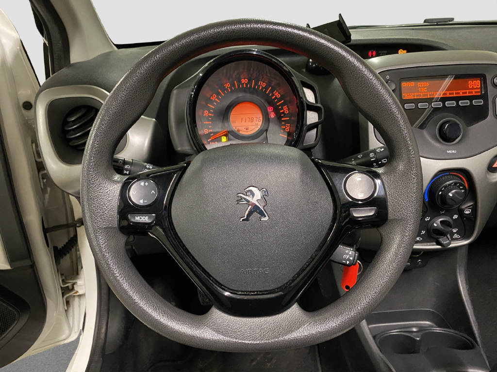 PEUGEOT 108 1.2 PureTech Active Top-image-7