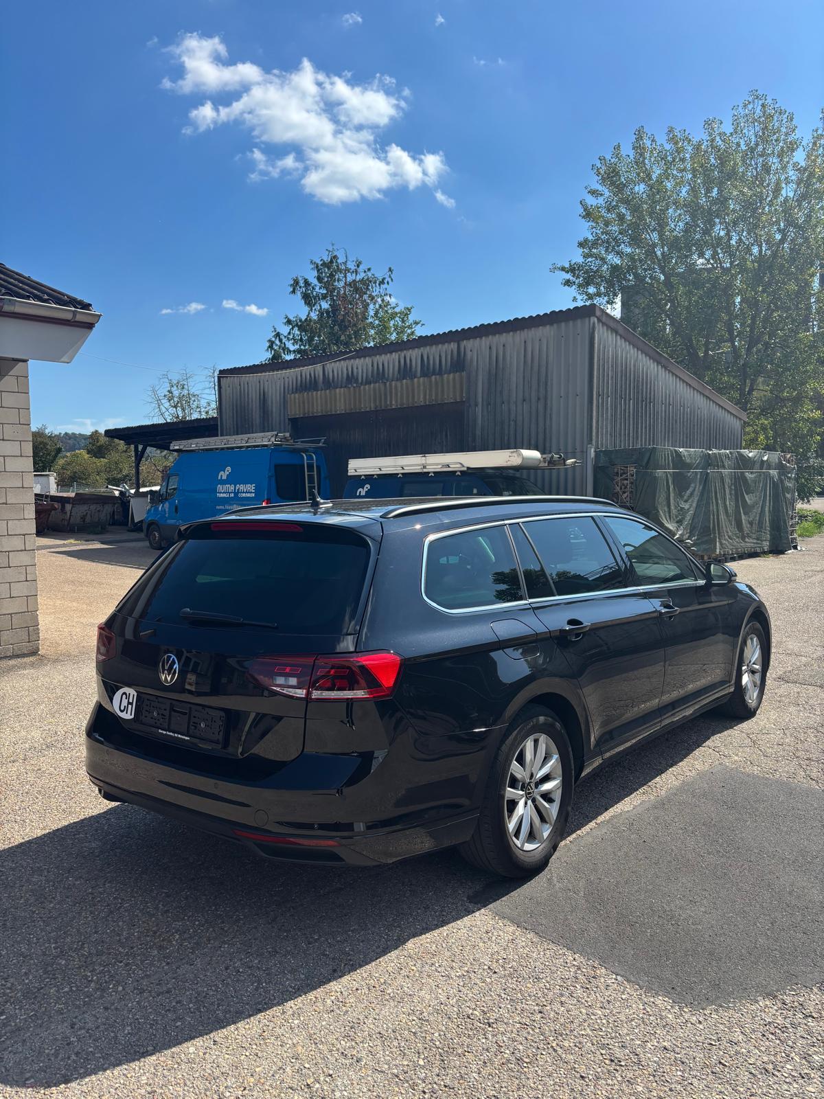 VW Passat 2.0 TDI BMT Business DSG-image-3