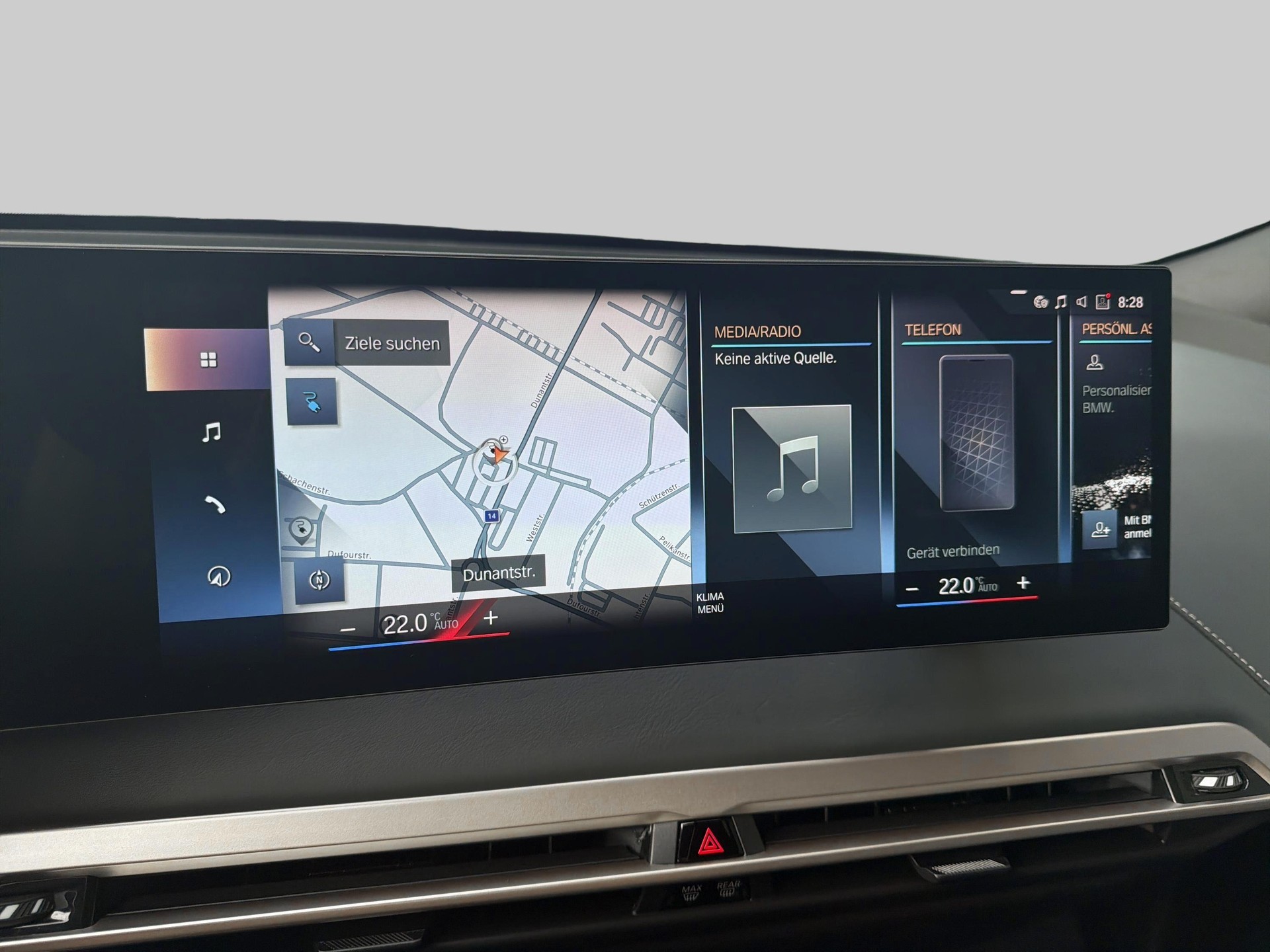 BMW iX xDrive40-image-12