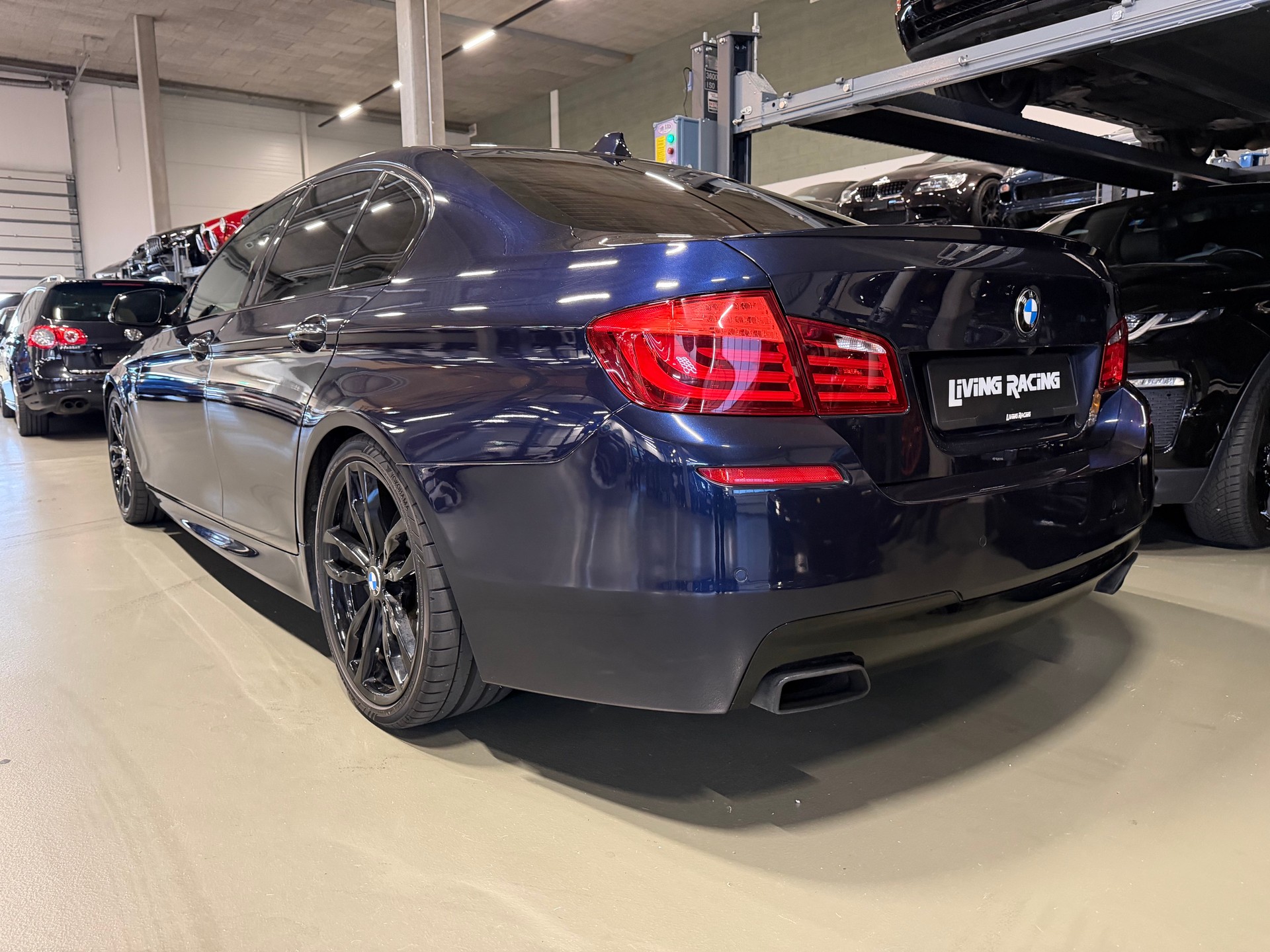 BMW M550d xDrive Steptronic-image-2