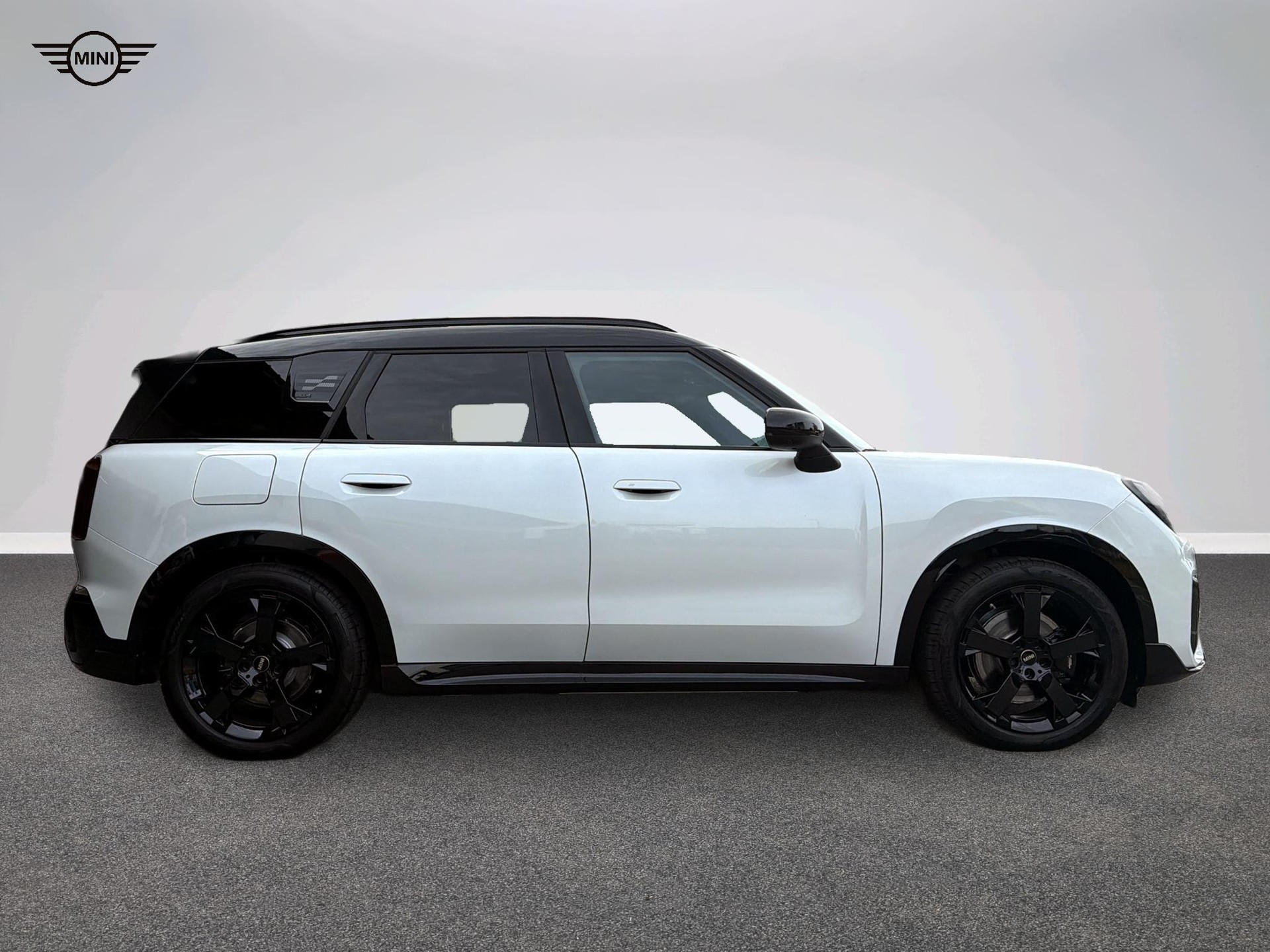 MINI Countryman SE ALL4-image-2