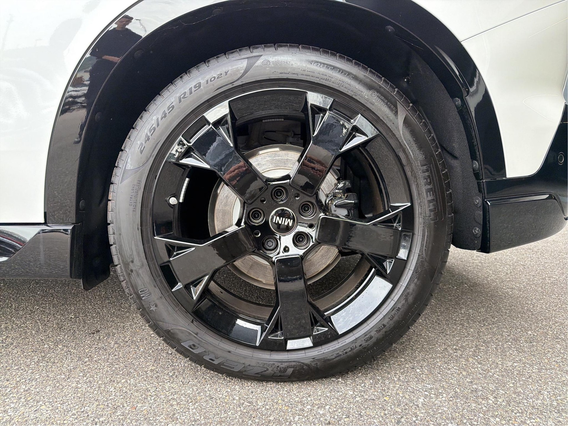 MINI Countryman SE ALL4-image-9