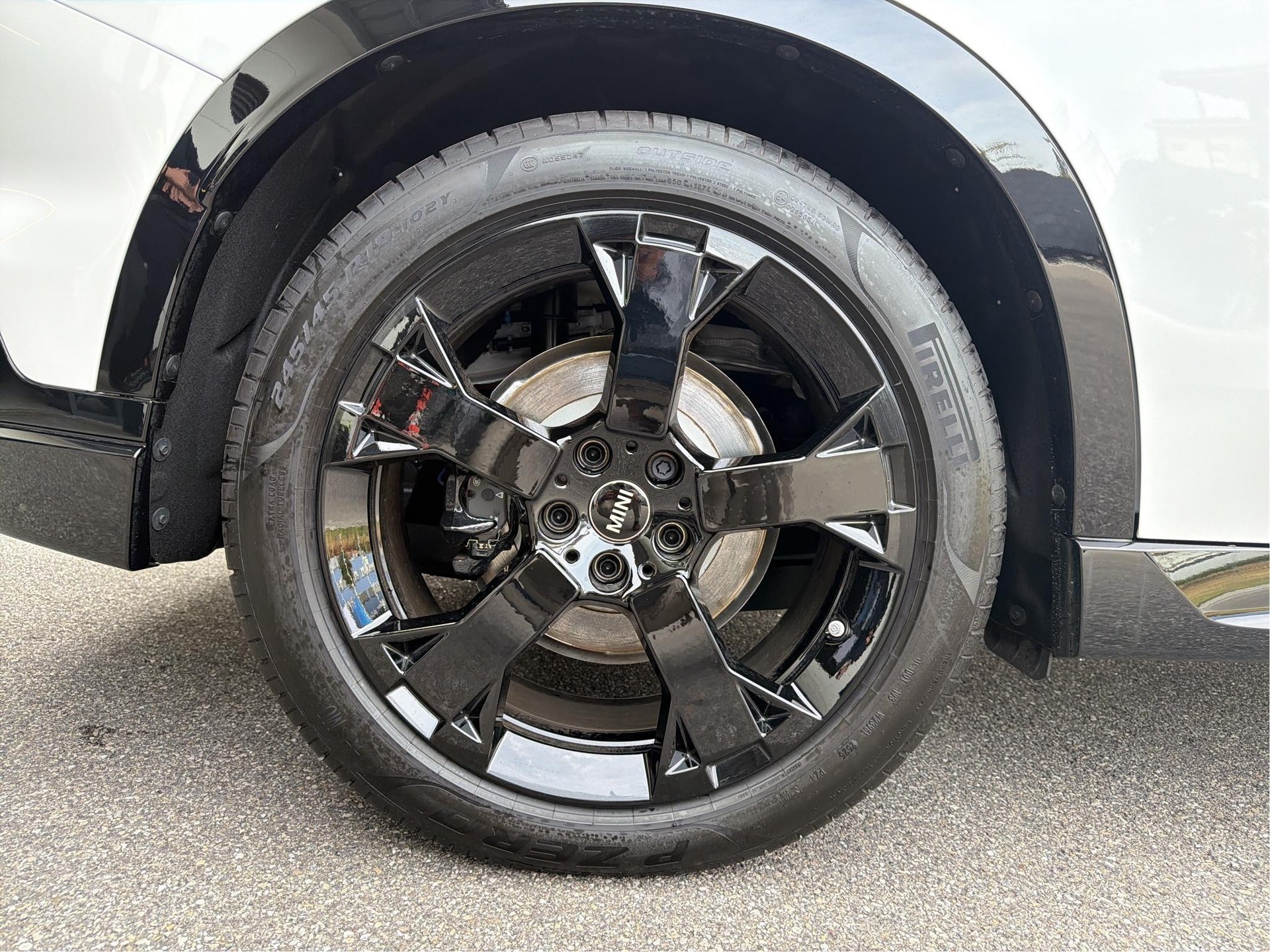 MINI Countryman SE ALL4-image-8
