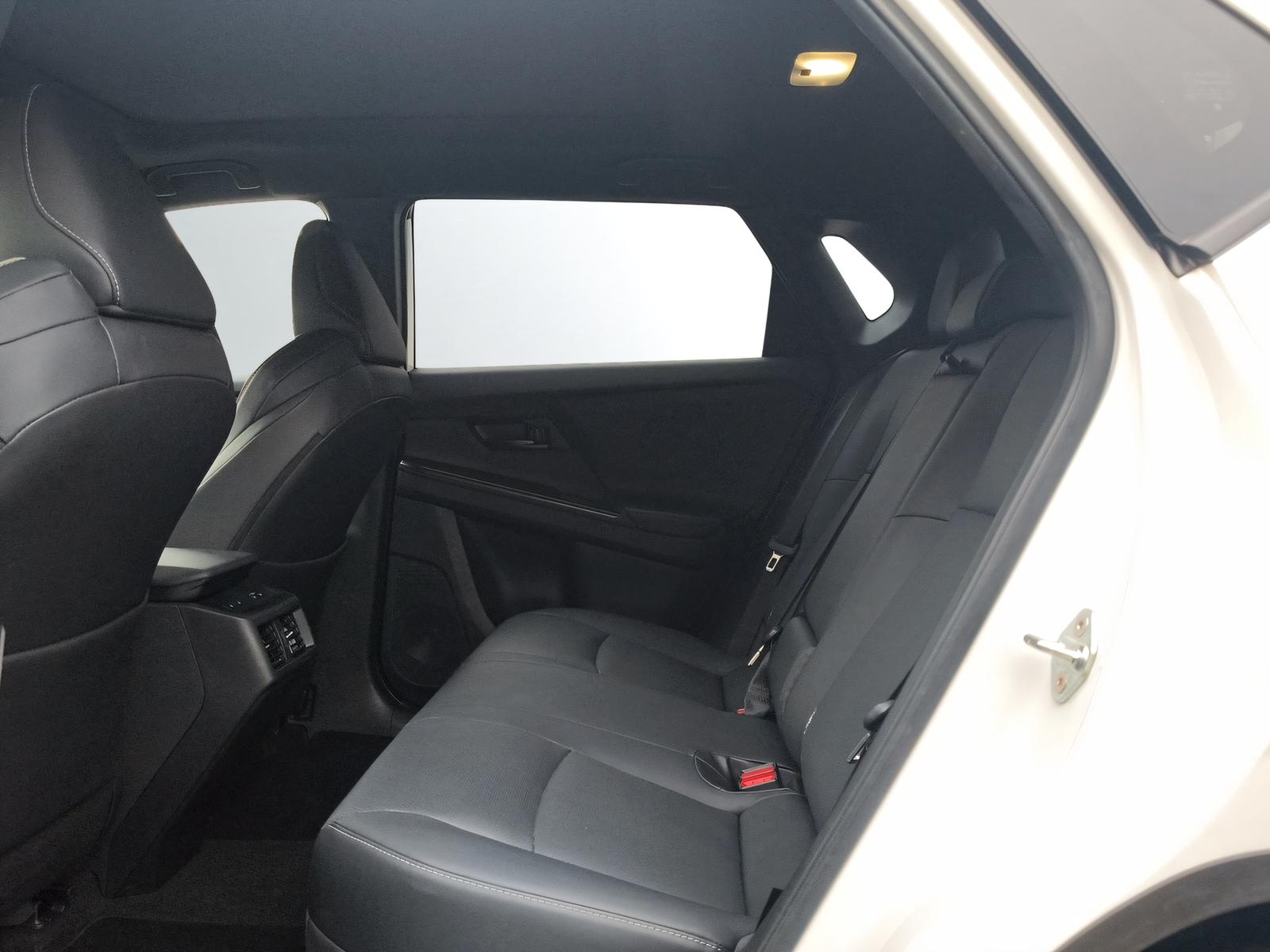TOYOTA bZ4X Premium AWD-image-8