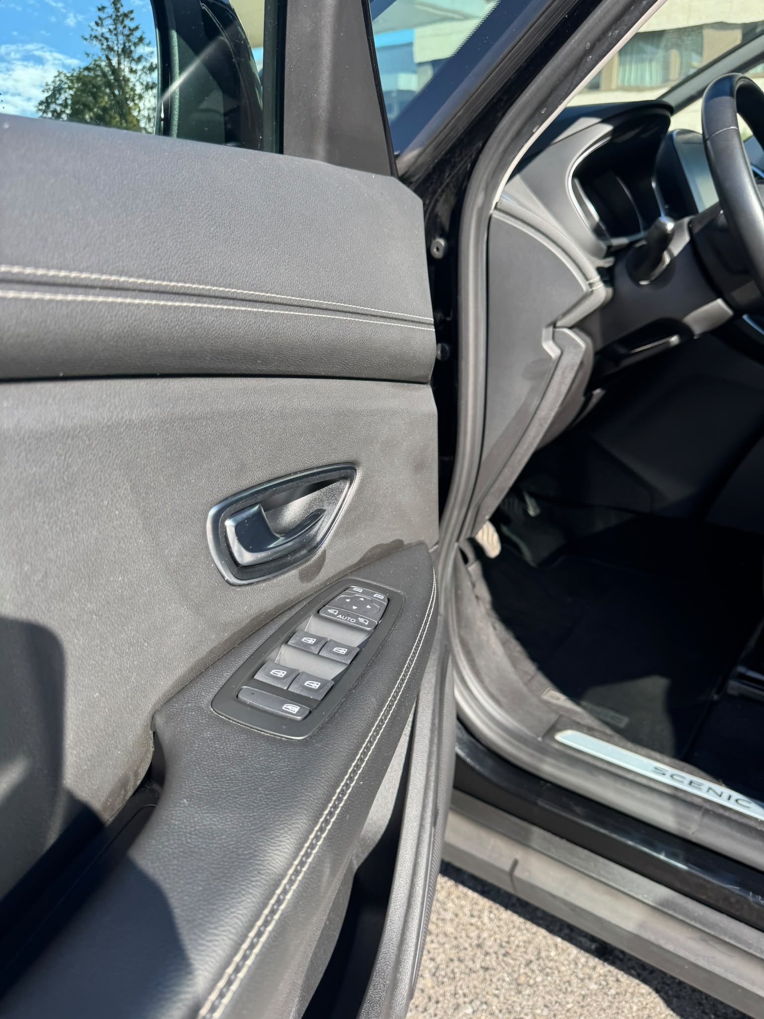 RENAULT Grand Scénic 1.3 16V Turbo Intens-image-14