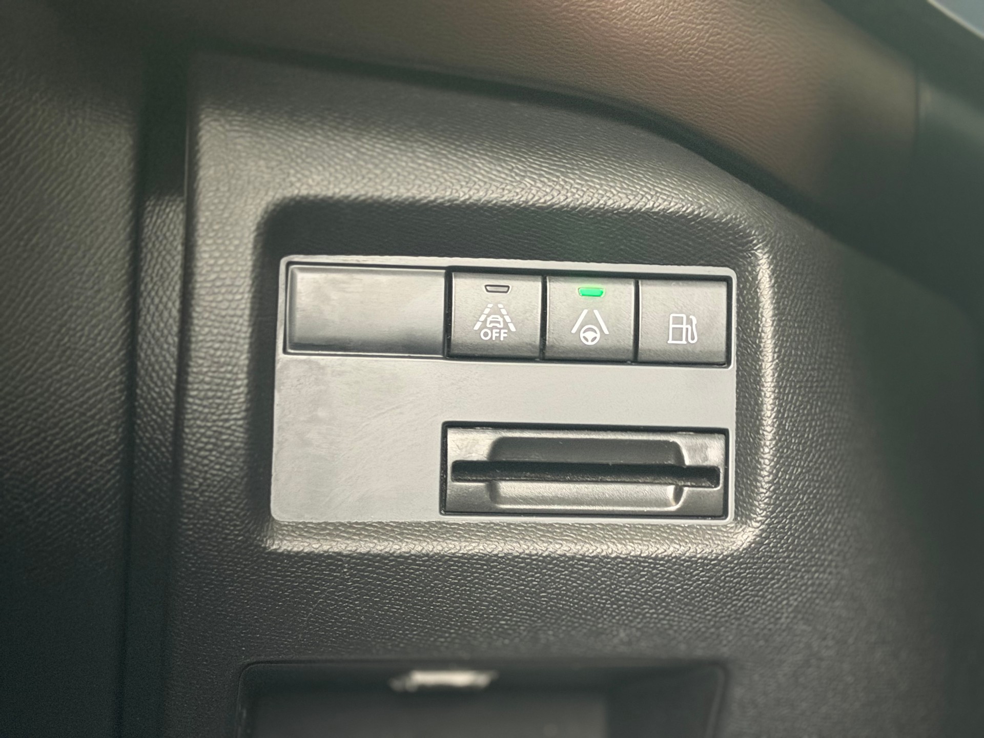 CITROEN C5 Aircross 1.6 PHEV Shine-image-8