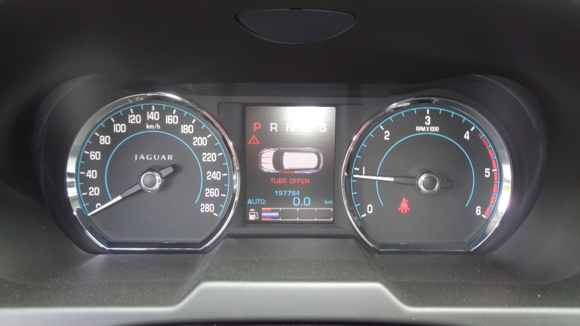 JAGUAR XF Sportbrake 3.0d S V6 Premium Luxury-image-14