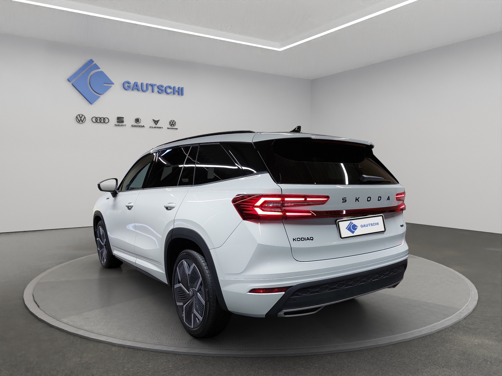 SKODA Kodiaq 2.0 TSI Sportline 4x4-image-2