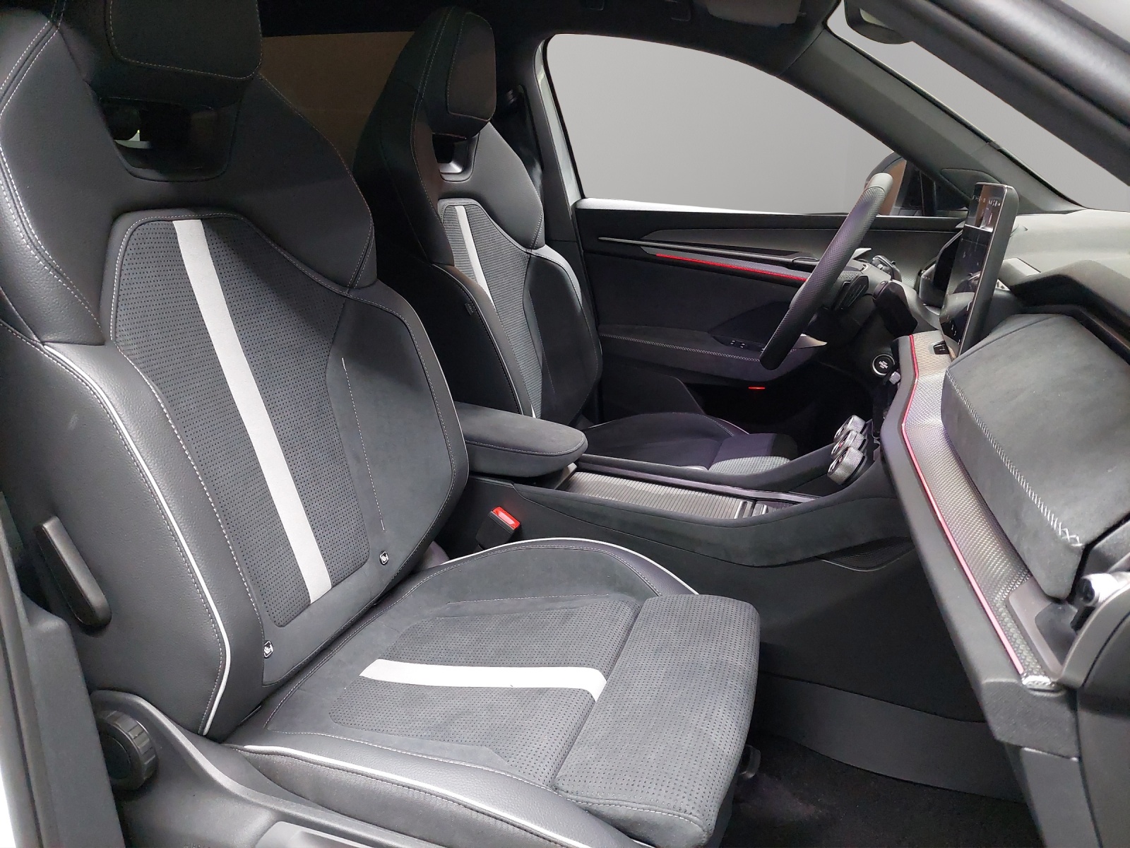 SKODA Kodiaq 2.0 TSI Sportline 4x4-image-10