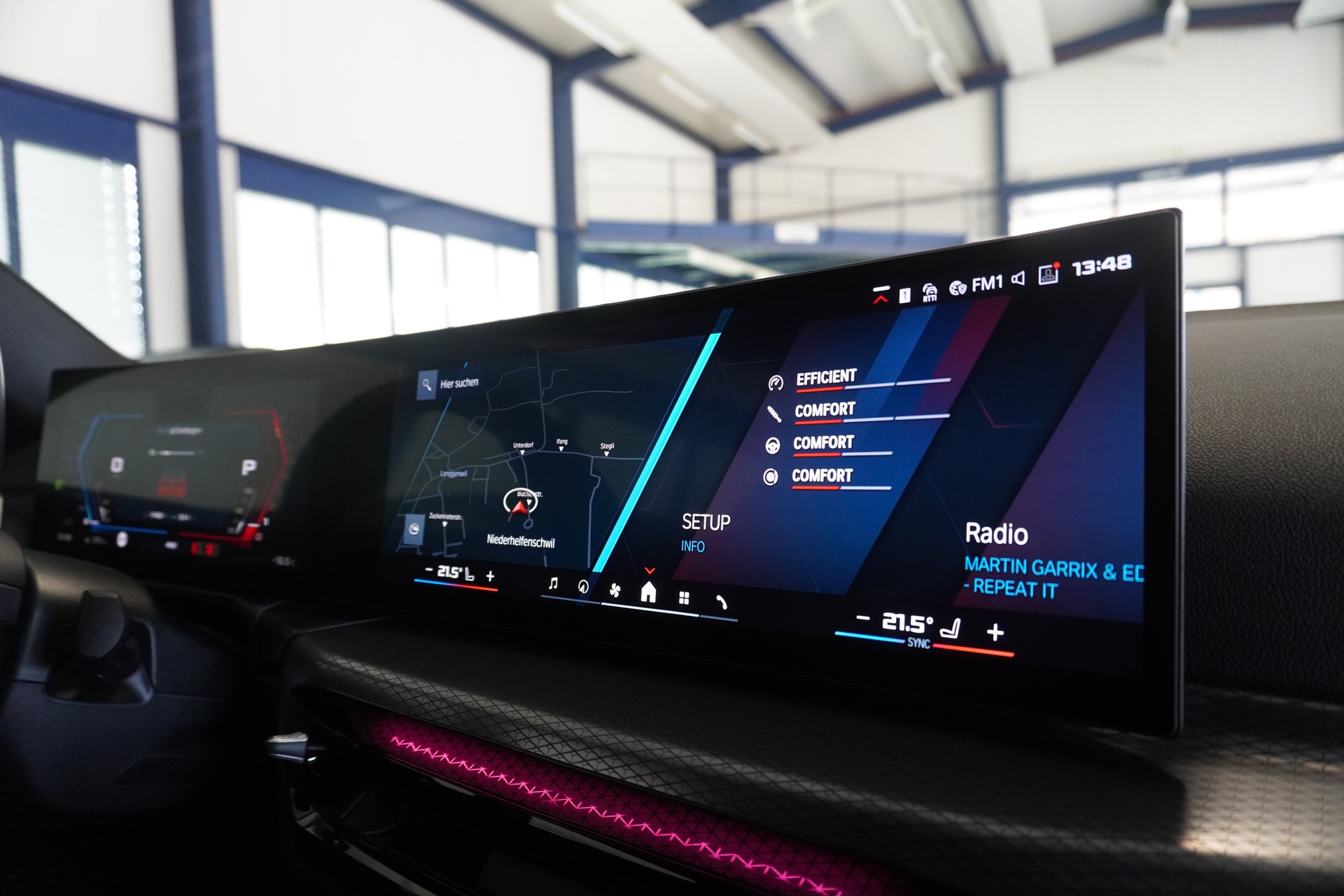 BMW M3 Competition M xDrive // BMW Werksgarantie bis 03/2029 // M Carbon Schalensitze //-image-13