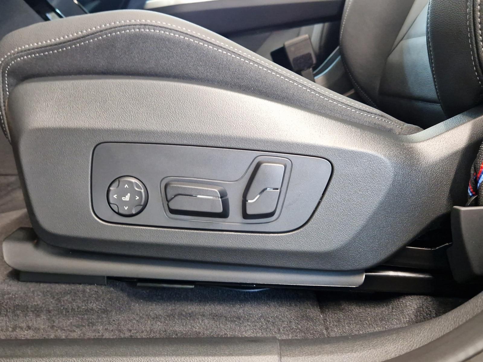 BMW X1 xDrive30e M Sport Pro-image-19