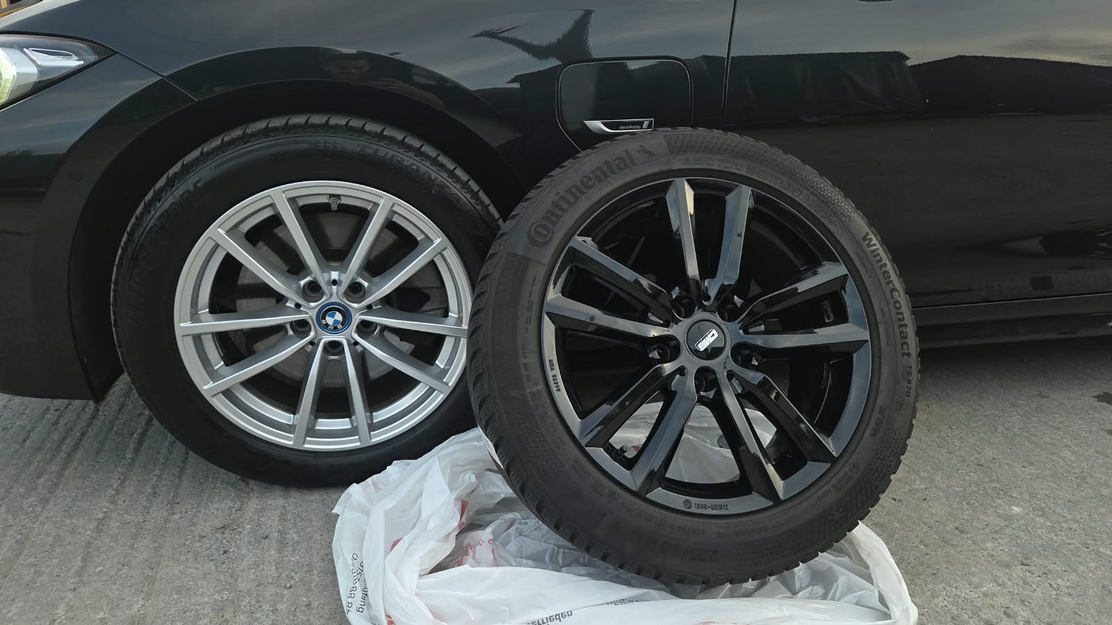 BMW 320e xDrive Touring Steptronic-image-14