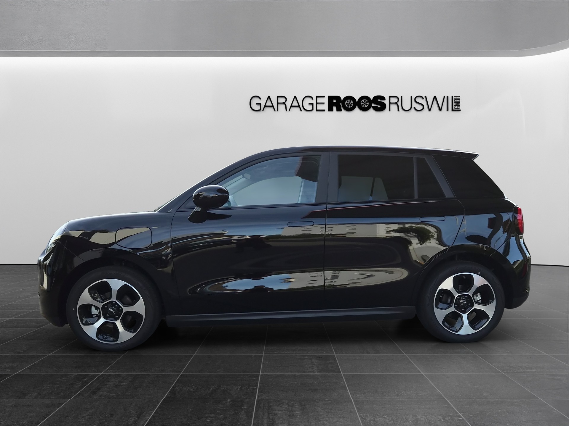 JAC E30X Electric-image-3