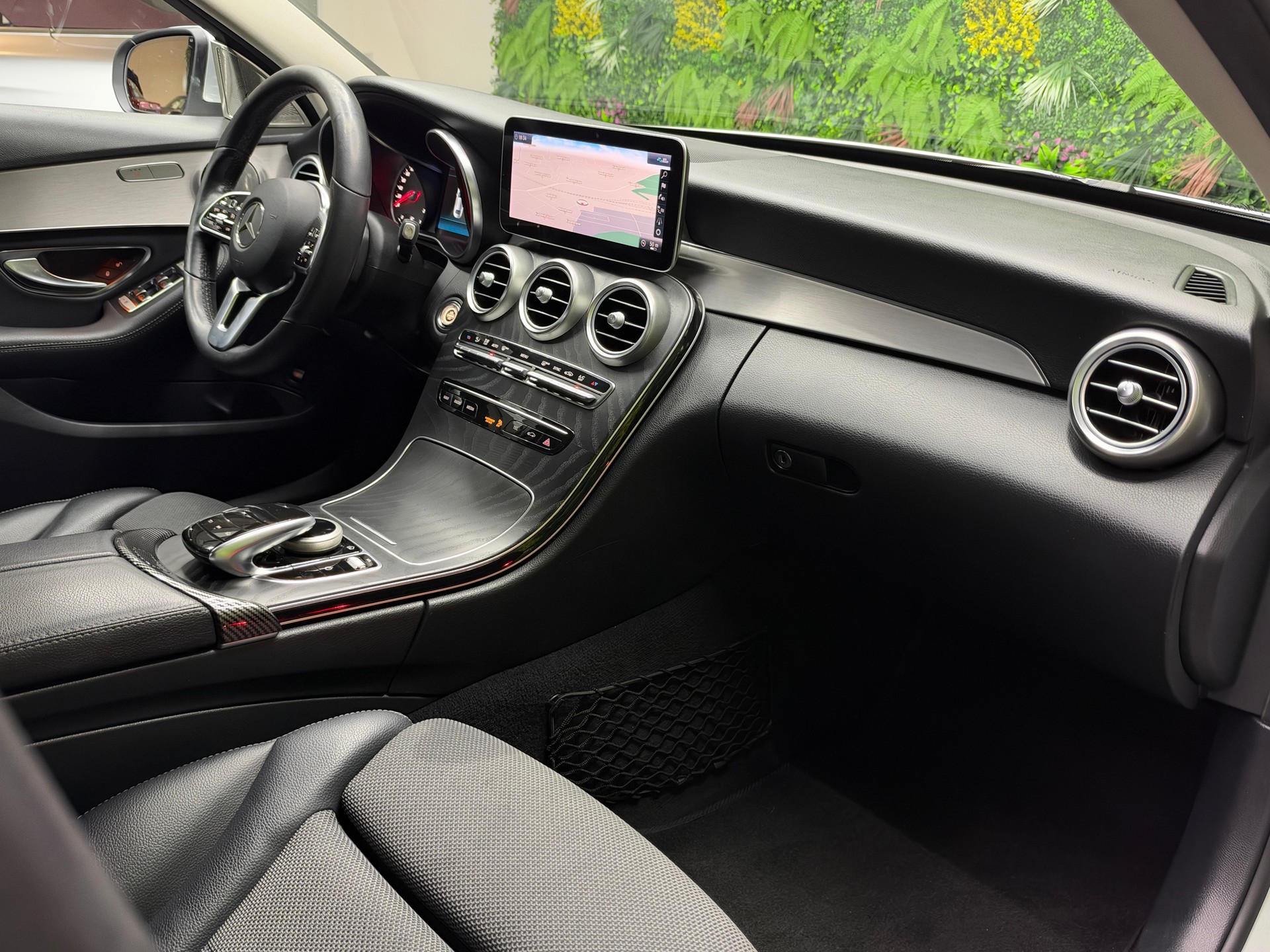 MERCEDES-BENZ C 180 Avantgarde 9G-Tronic-image-9